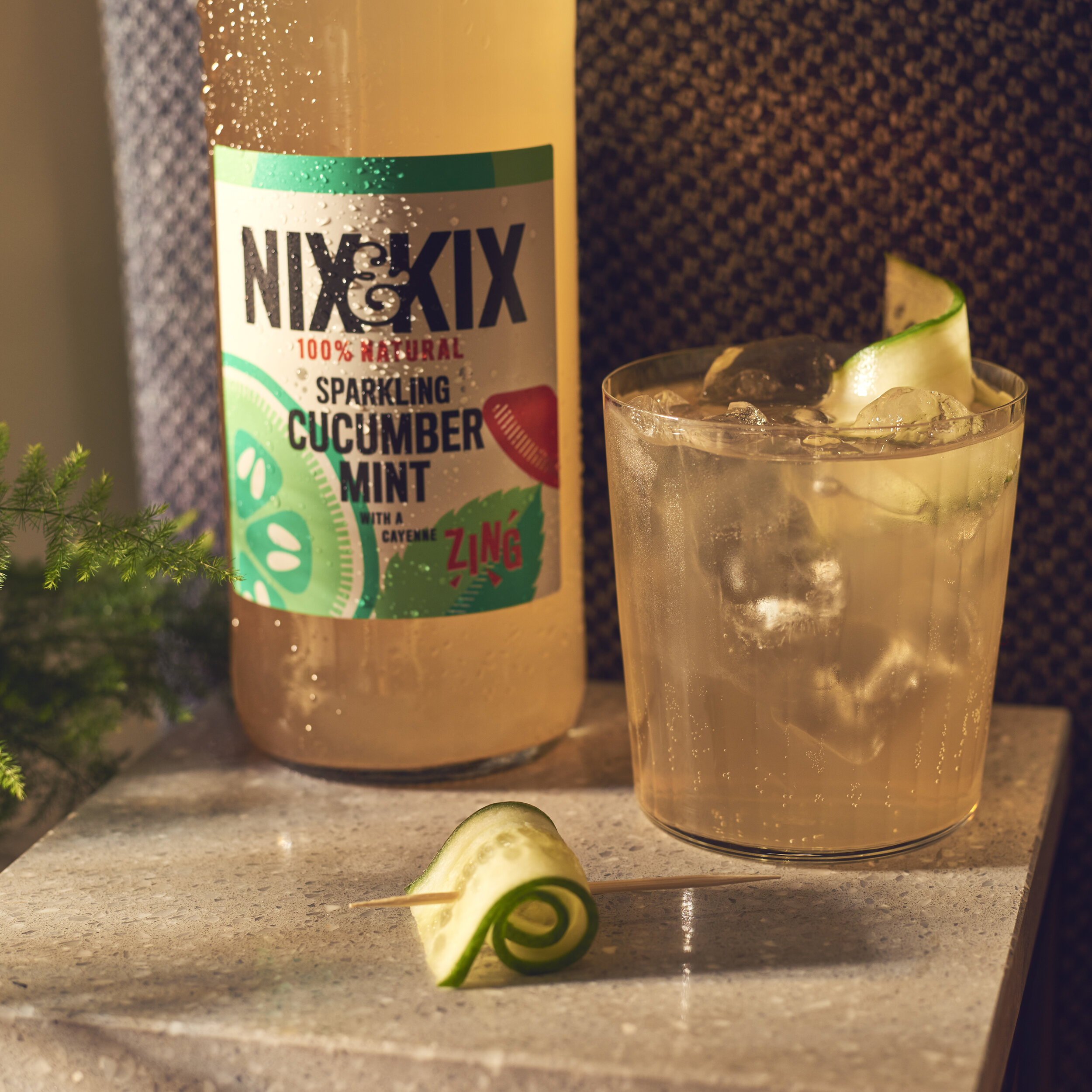 Nix & Kix_Evening_Cucumber & Mint Close Up.jpg