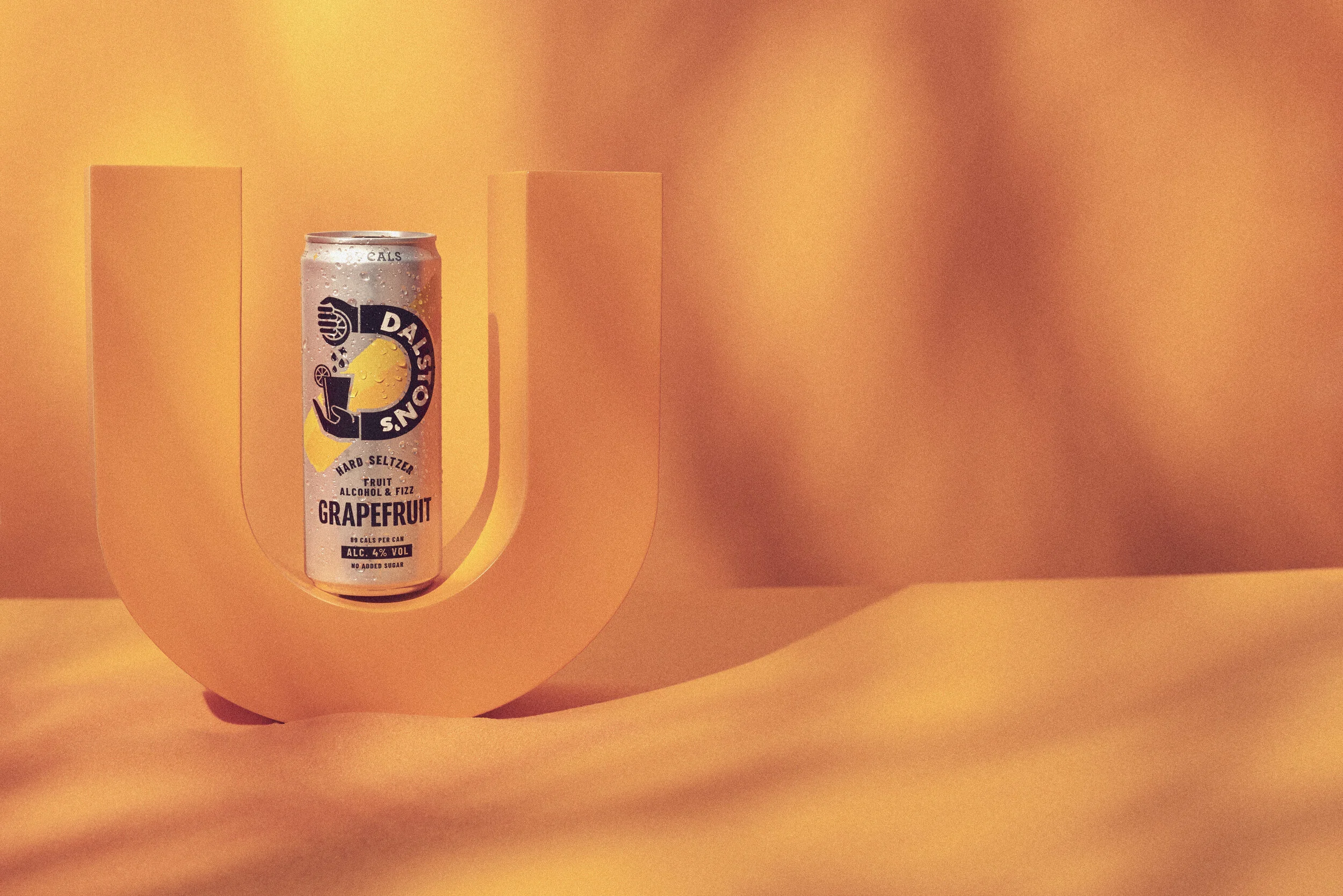 Dalstons_Hero_Grapefruit_Hard_GRAIN.jpg