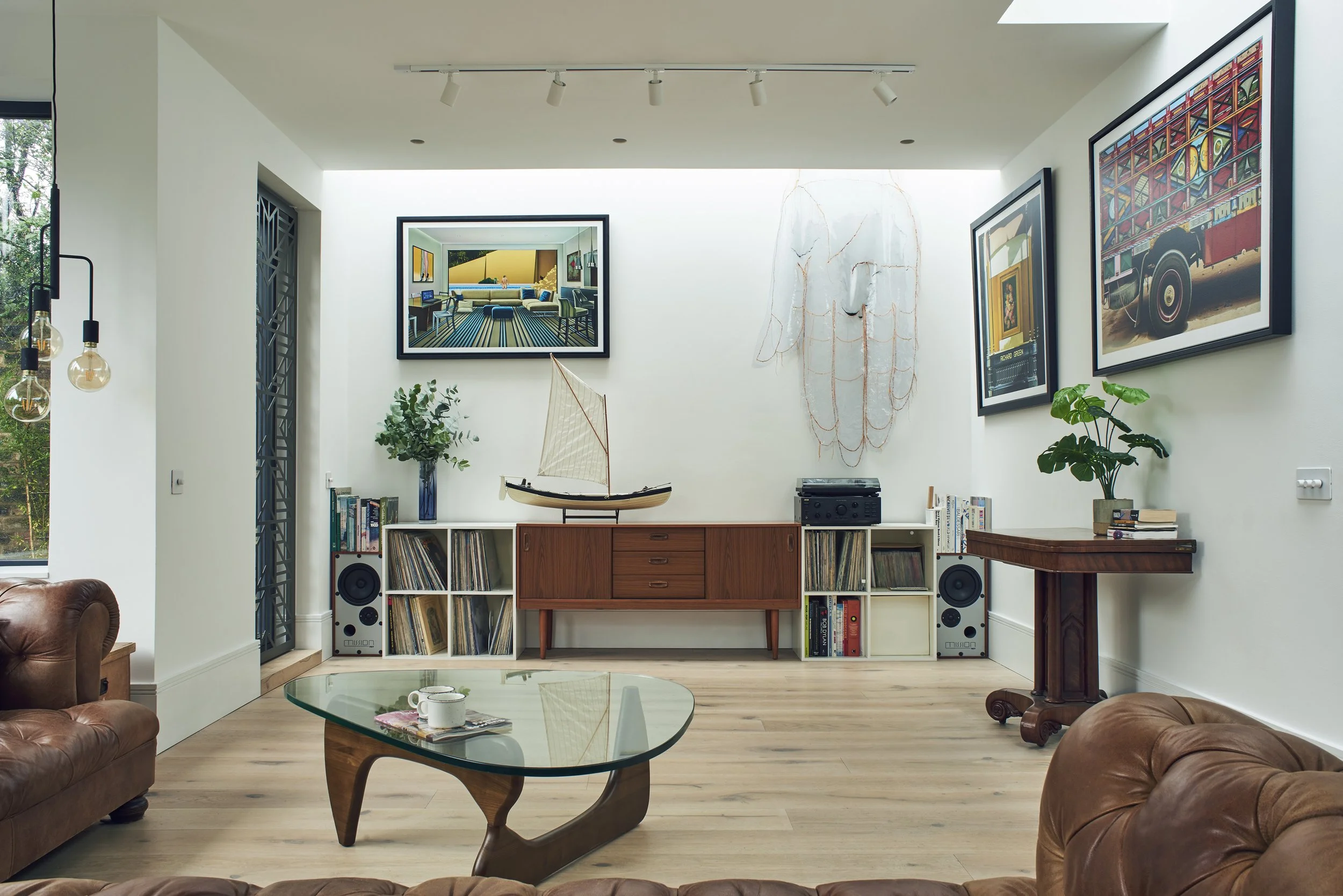 Wide Without Foot Stall 2.jpg