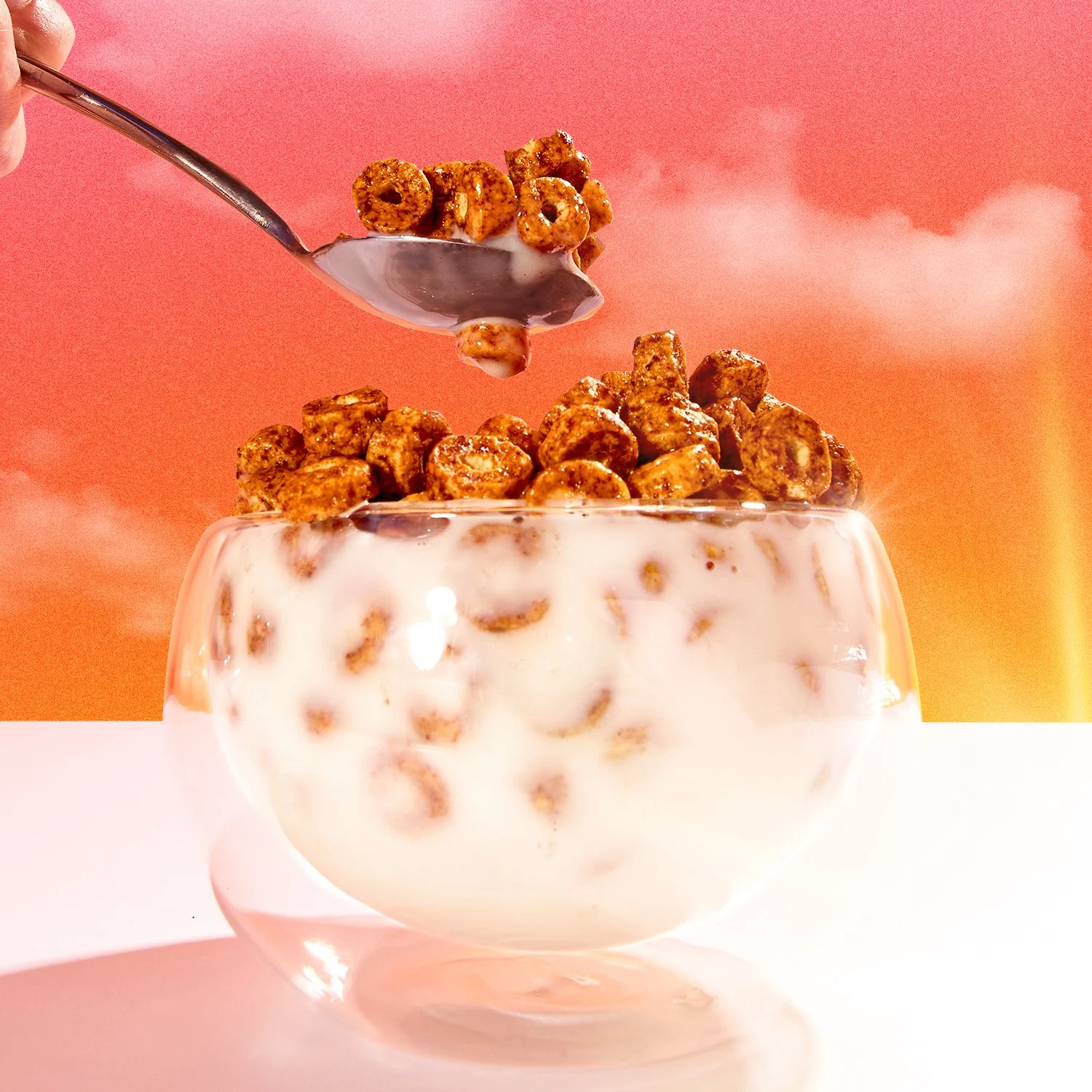 Cinnamon Dunk into bowl (Hi-res).jpg
