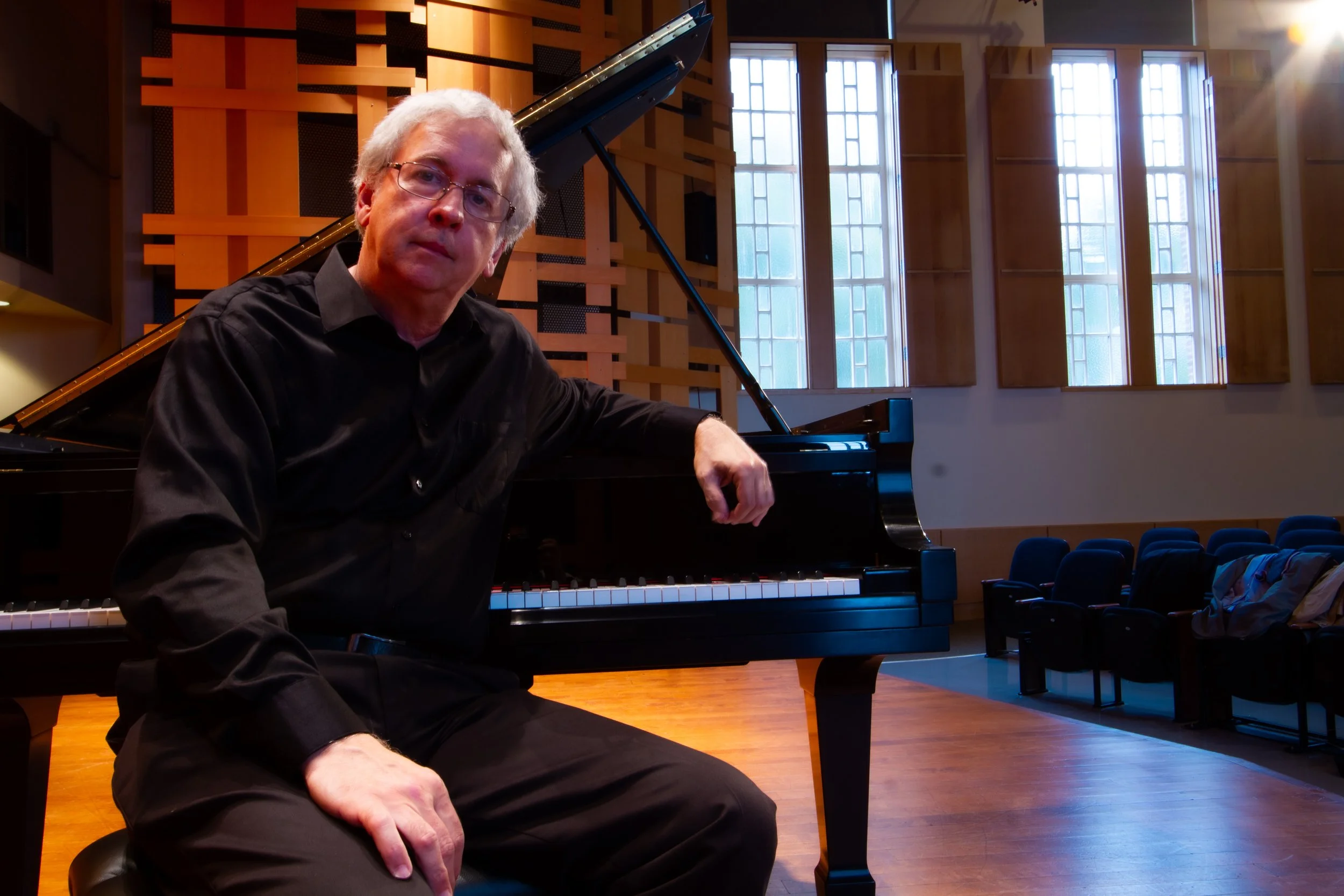 Charles Abramovic, piano