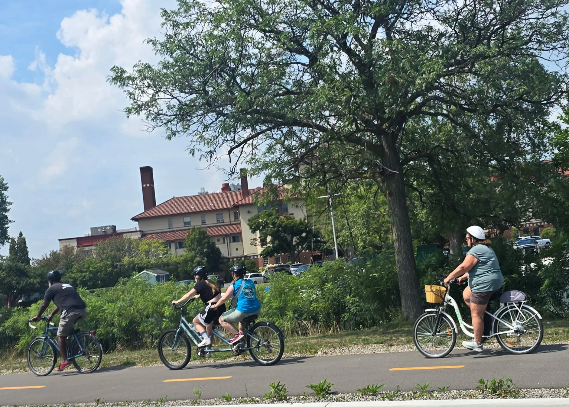 Last two chances to save with our Spring Promo Code: SPRING10

Belle Isle 5/16
Corktown 5/17

More info and registration at www.wheelhousedetroit.com/public-tours

#bikedetroit #exploredetroit @visitdetroit #corktowndetroit #belleislepark #wheelhouse