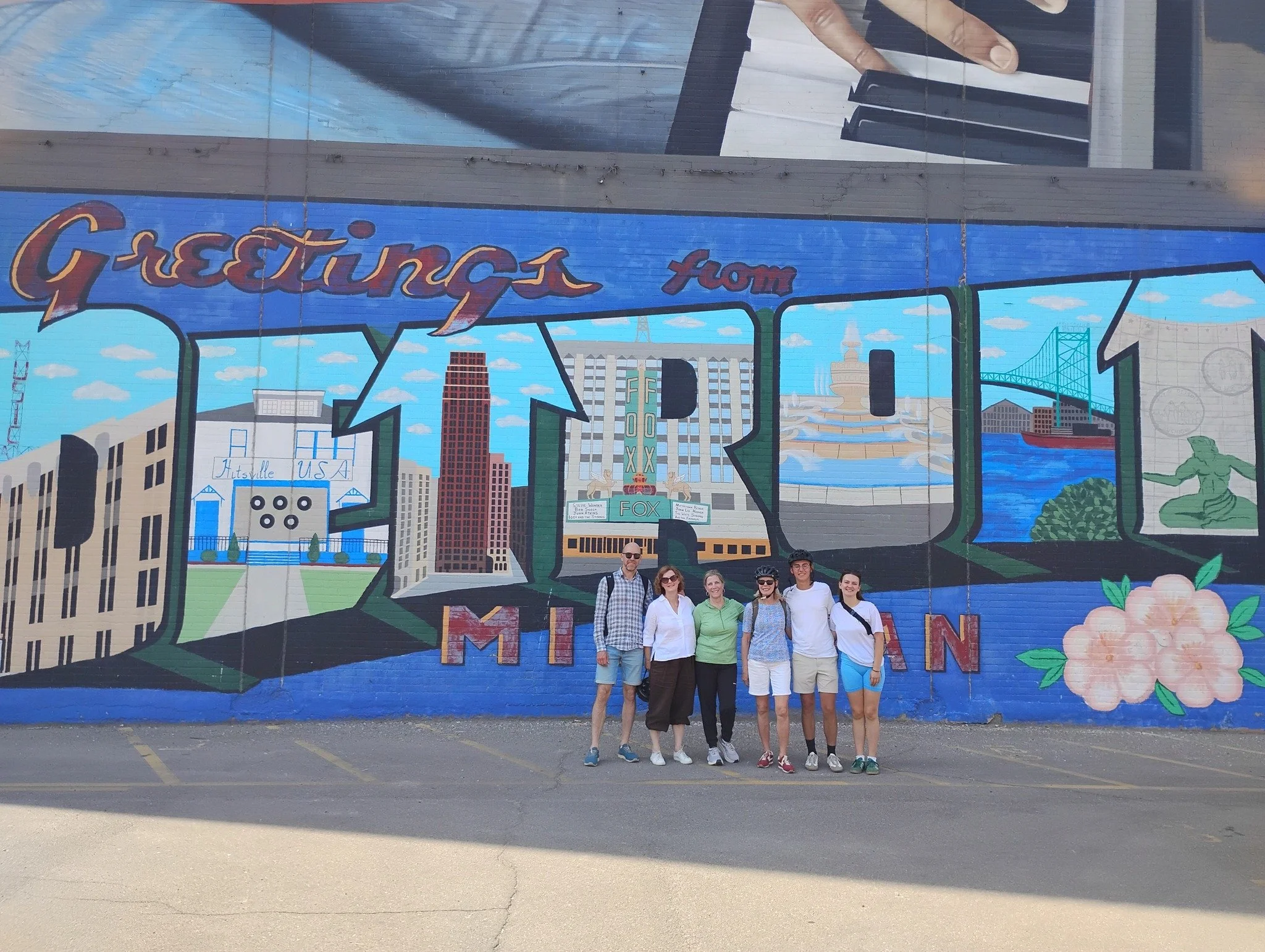 Lovely afternoon touring a Swedish family around town. #wheelhousetours #bikedetroit #exploredetroit @musichalldetroit @detroitriverfront