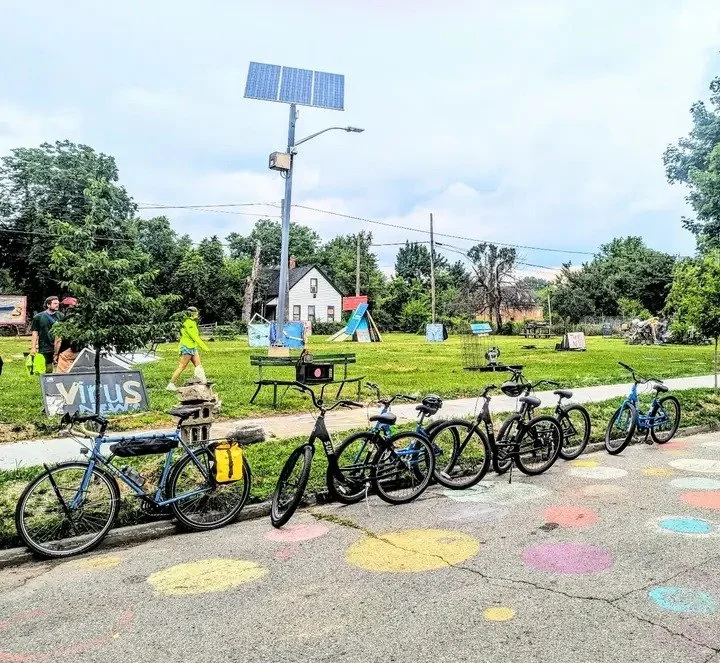 Looking past this heat wave and the Fourth of July, we've got 3 open spots on Sunday's Public Art Tour. #publicartbicycletour #wheelhousetours #exploredetroit #bikedetroit @heidelbergproj #detroitart #yougottahaveart