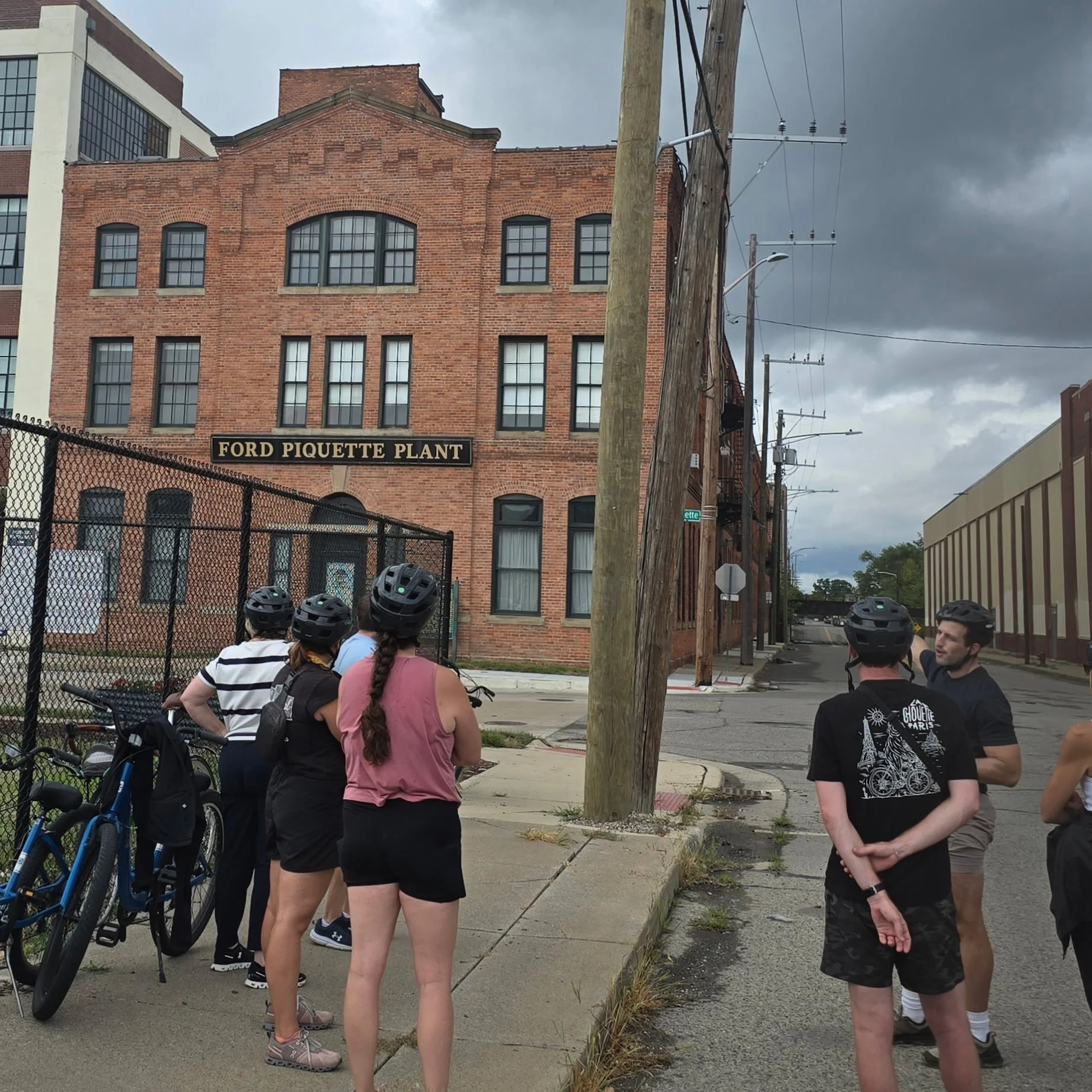 If you're still firming up plans for Labor Day Weekend, we got you! We have spots open on Saturday's Auto Heritage and Sunday's Music Heritage tours. And we will be open all 3 days, including Labor Day Monday, from 11AM-7PM. #bikedetroit #wheelhouset