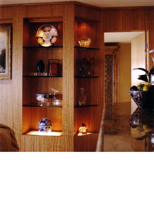  Shelving unit is made from eucalyptus veneer, an abundant material available in plywood veneer. 