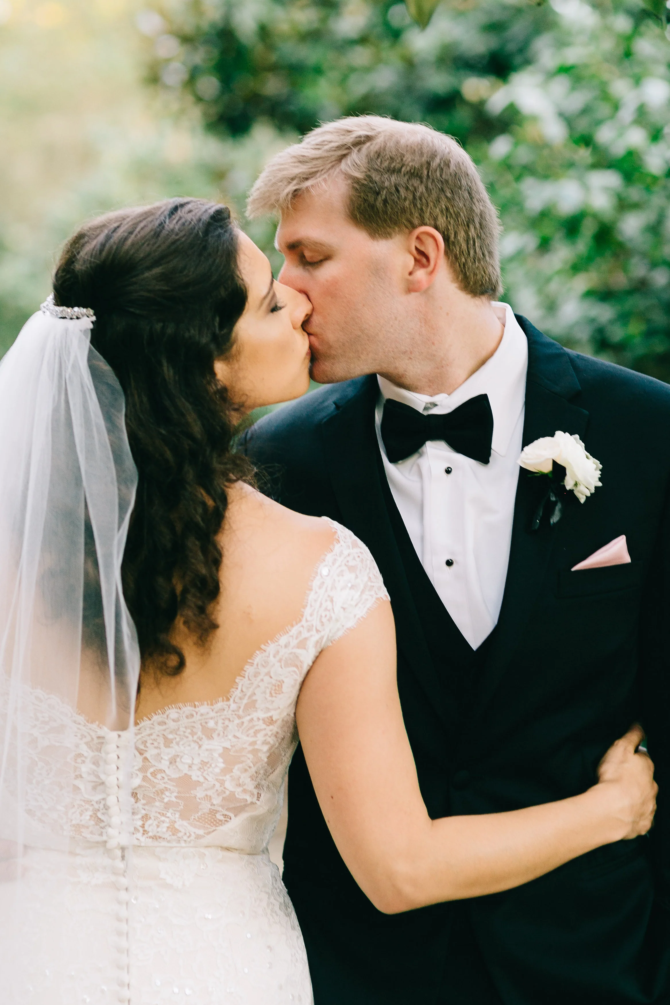 mirror-mirror-onsite-wedding-bridal-hair-blayne-michael-middleton-place (5).jpg