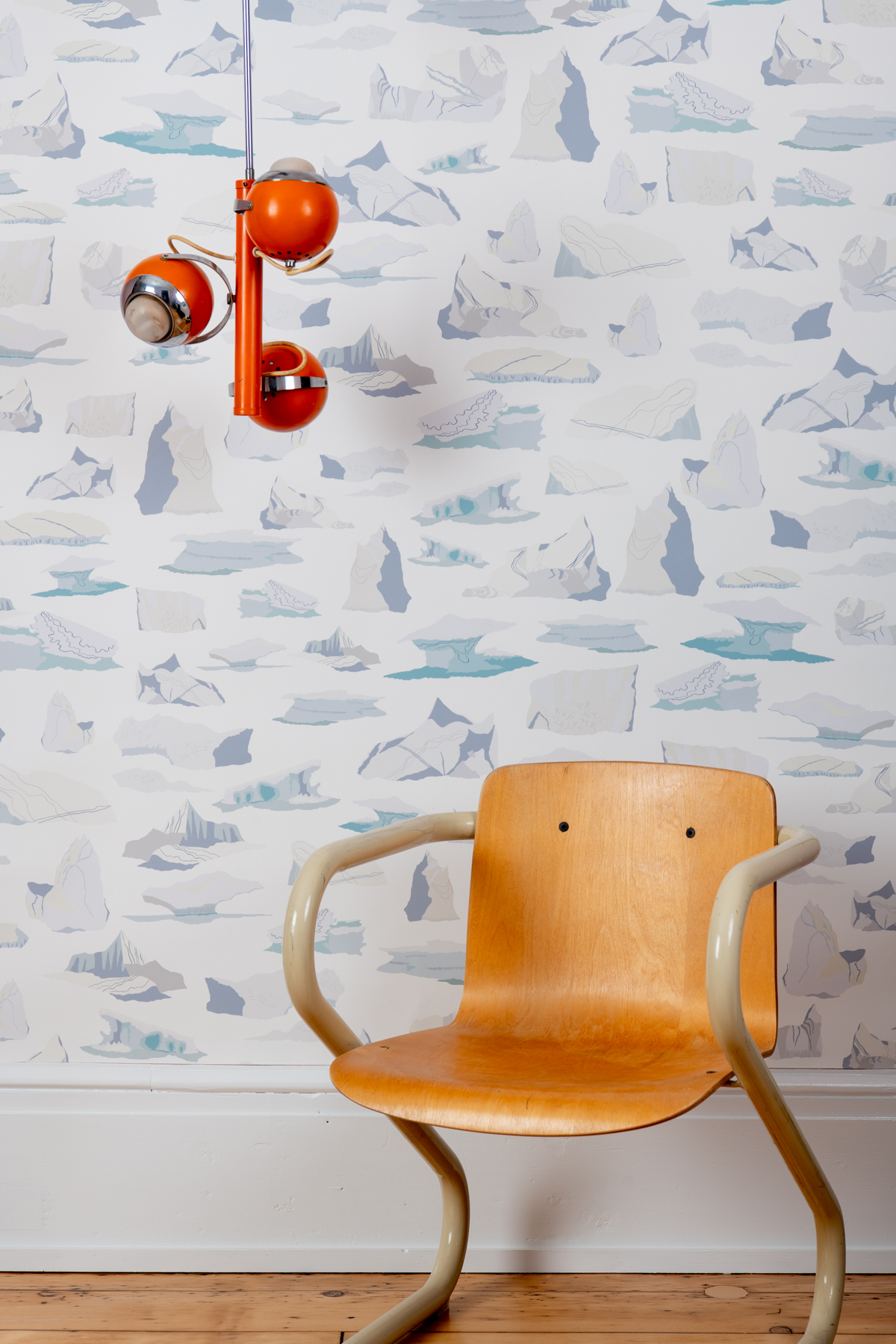 Kate Golding Icebergs wallpaper // Modern wallcoverings and interior decor.