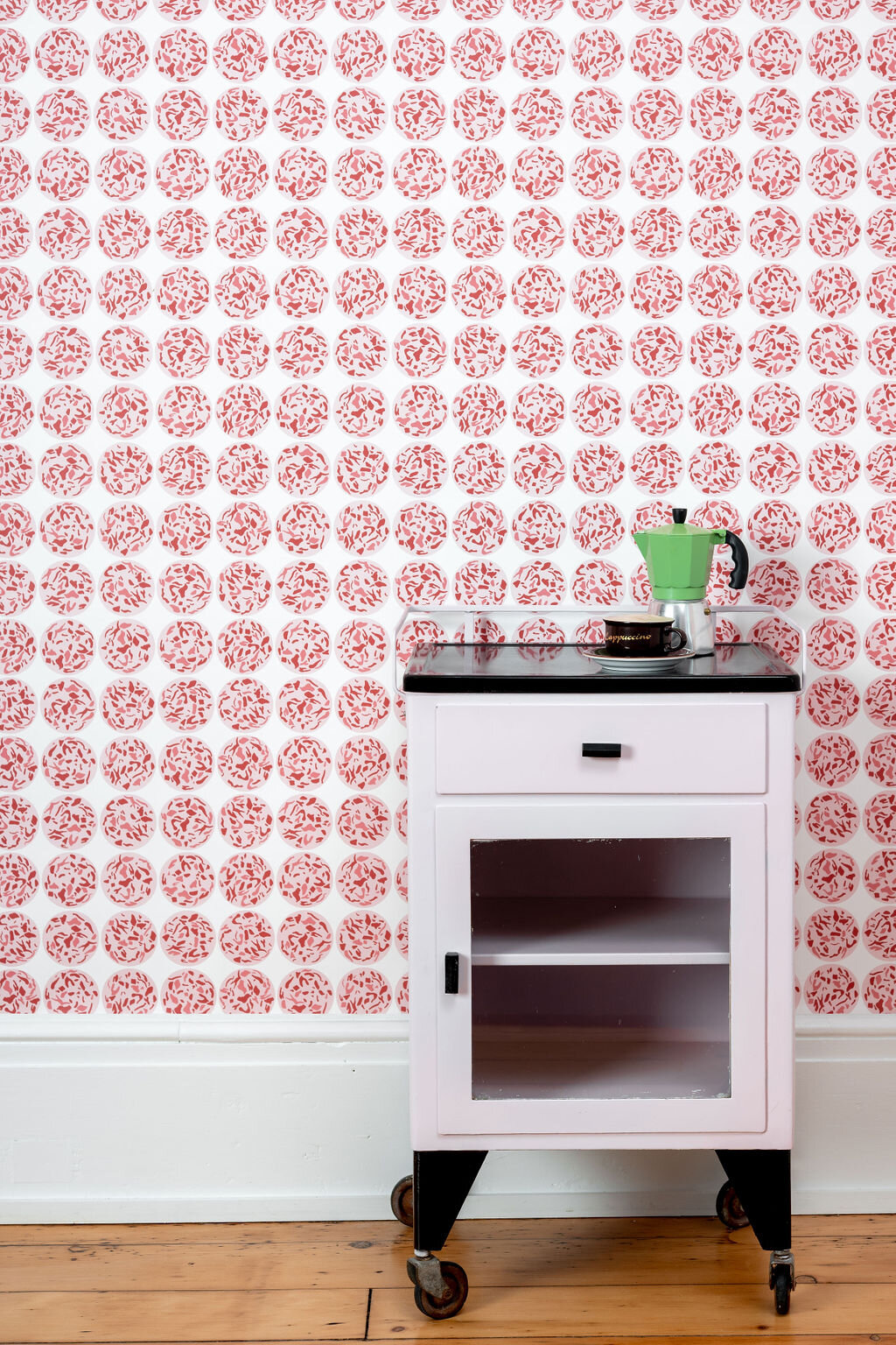 Kate Golding Charcuterie wallpaper // Modern wallcoverings and interior decor.