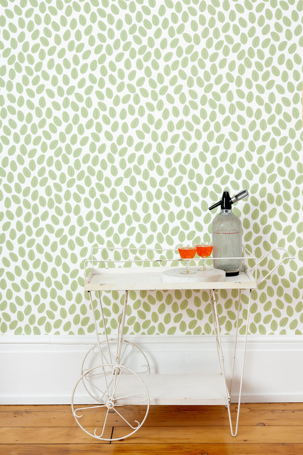 Kate Golding Mint Julep wallpaper // Modern wallcoverings and interior decor.