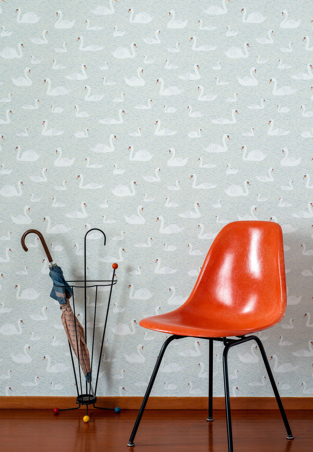 Kate Golding Swans wallpaper // Modern wallcoverings and interior decor.