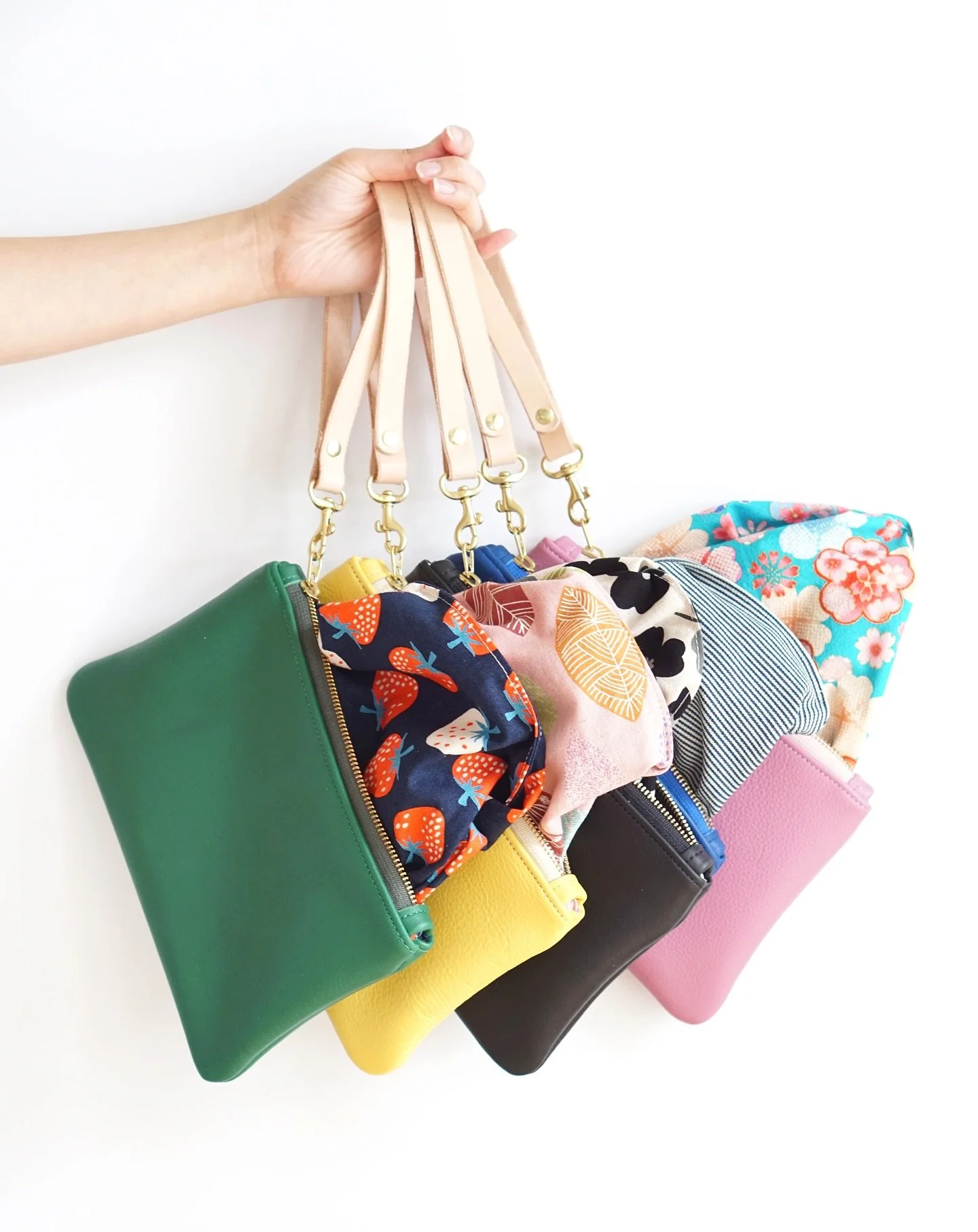 Do you need a cute wristlet in your life? I&rsquo;ll have a small batch of these available this weekend, in the studio ☺️ They will be 25% off, along with EVERYTHING else in the shop! (Does not include custom orders.) 

See you soon! 

November 14-15