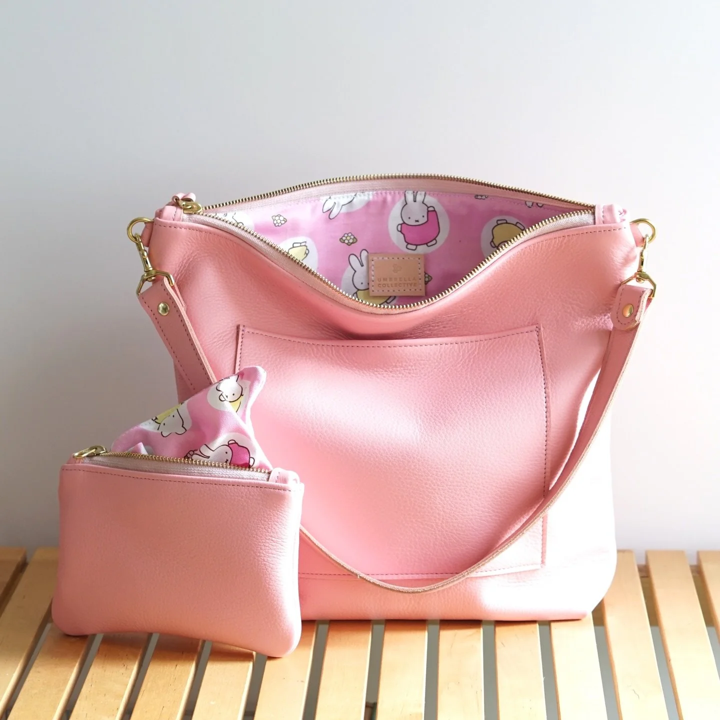 Bubblegum Market Hobo and Mini Pouch 💕 Do you love pink? 🐰