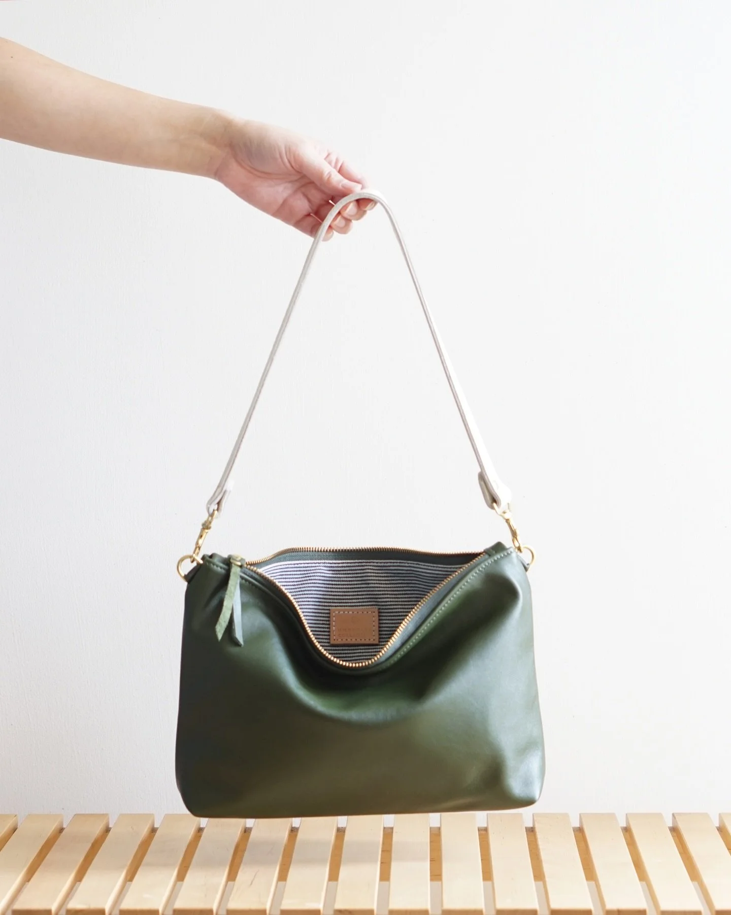 Have you met the Mini Baguette Hobo yet? She&rsquo;s cute right? 

Also, last friendly reminder: I&rsquo;ll be @purejoyhawaii&rsquo;s Spring Soir&eacute;e this coming Thursday with @vermillihawaii and @malamababy! 

All UC stock will be 15% off and a