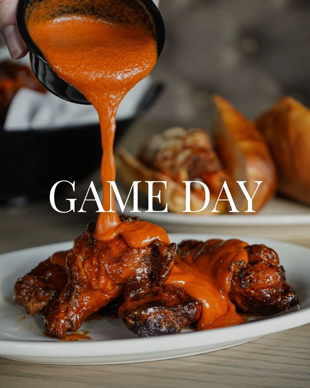 🏈 Super Bowl Sunday starts with wings 🏈 

Preorder your Game Day favorites now and thank yourself later 🍗

Comment 'TOUCHDOWN' for order link 🔥