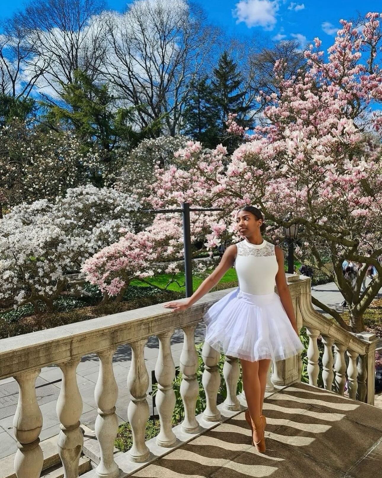 Happy Tutu Tuesday! 💕🩰

Tag us in your tutu pictures with the hashtag #bgdbtututuesday to be featured!

🩰: @ali.the.curly.ballerina 

Image Description: Dancer stands at the top of a stone staircase outside. There are several blooming trees behind