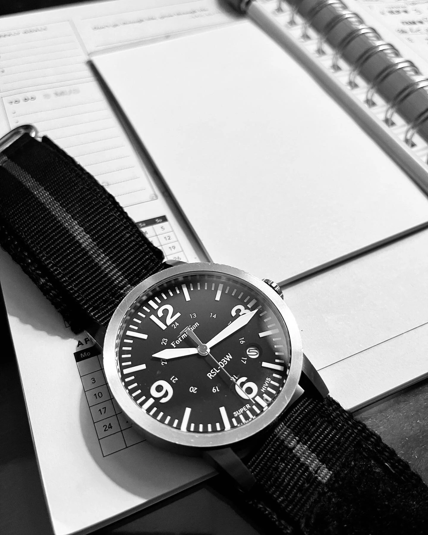 Love this watch!  Easy everyday wear. No winding. Amazing visibility at night. Super water resistant too. Bulletproof!  #watchyouseek #watchgeek #watchesofinstagram #watchaddict #watchmania #wornandwound #nwavechrono #watchcommunity #watch #watches #