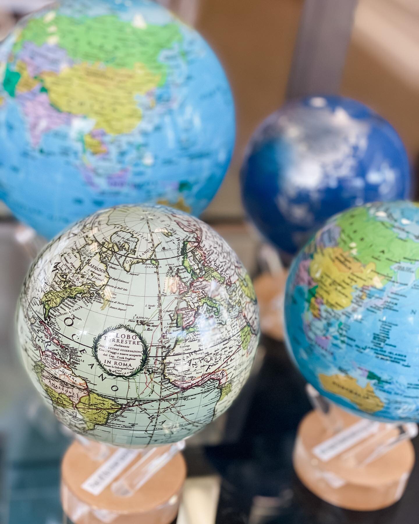 These @movaglobes spin using solar energy and Earth&rsquo;s magnetic field! No cords or batteries. Variety of sizes and designs available. These globes will make a great addition to your office or study space.
.
.
.
.
.
.
.
.
#movaglobe #movaglobes #