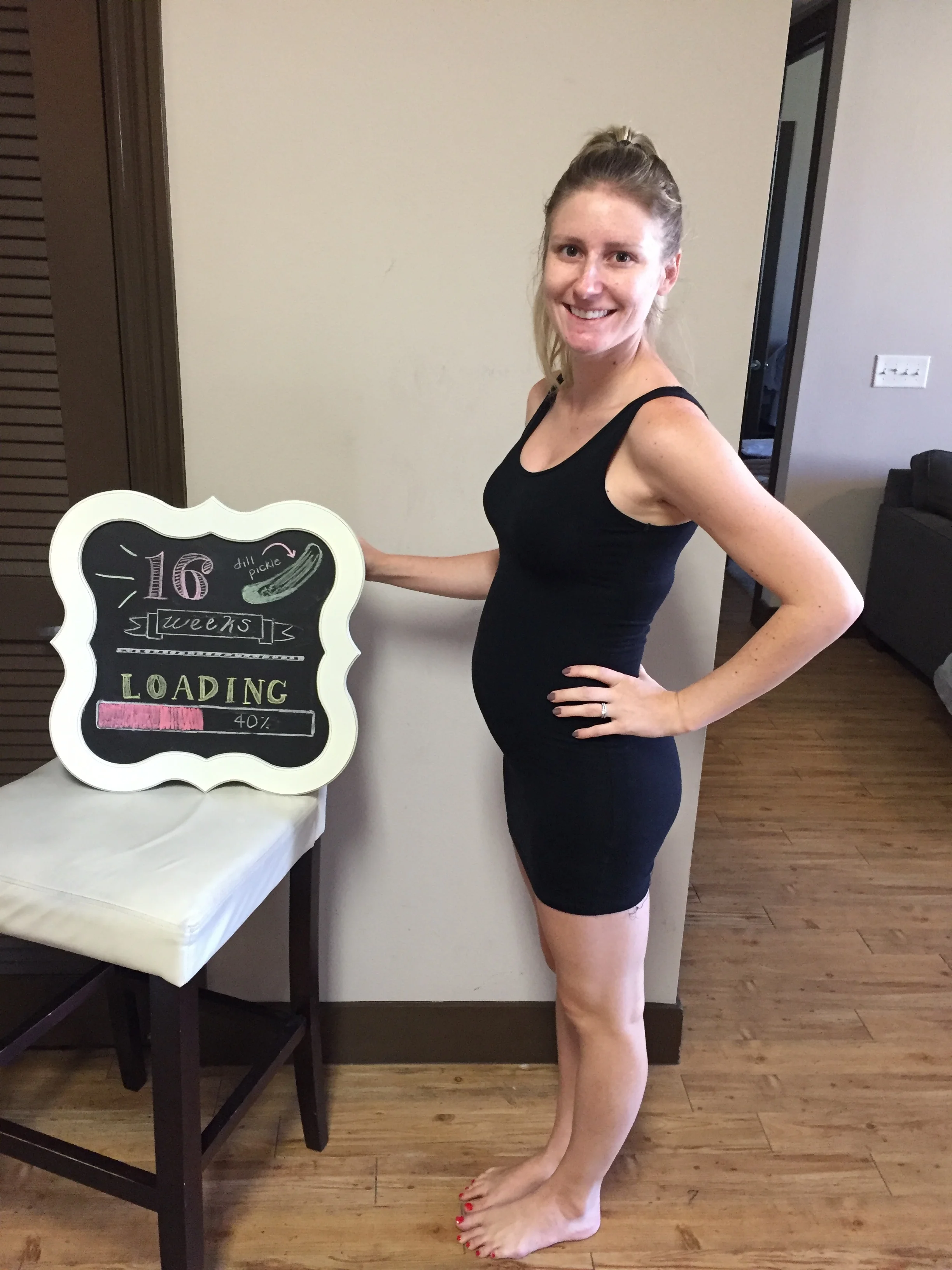 Week 16 // Belly Pics — The Overwhelmed Mommy