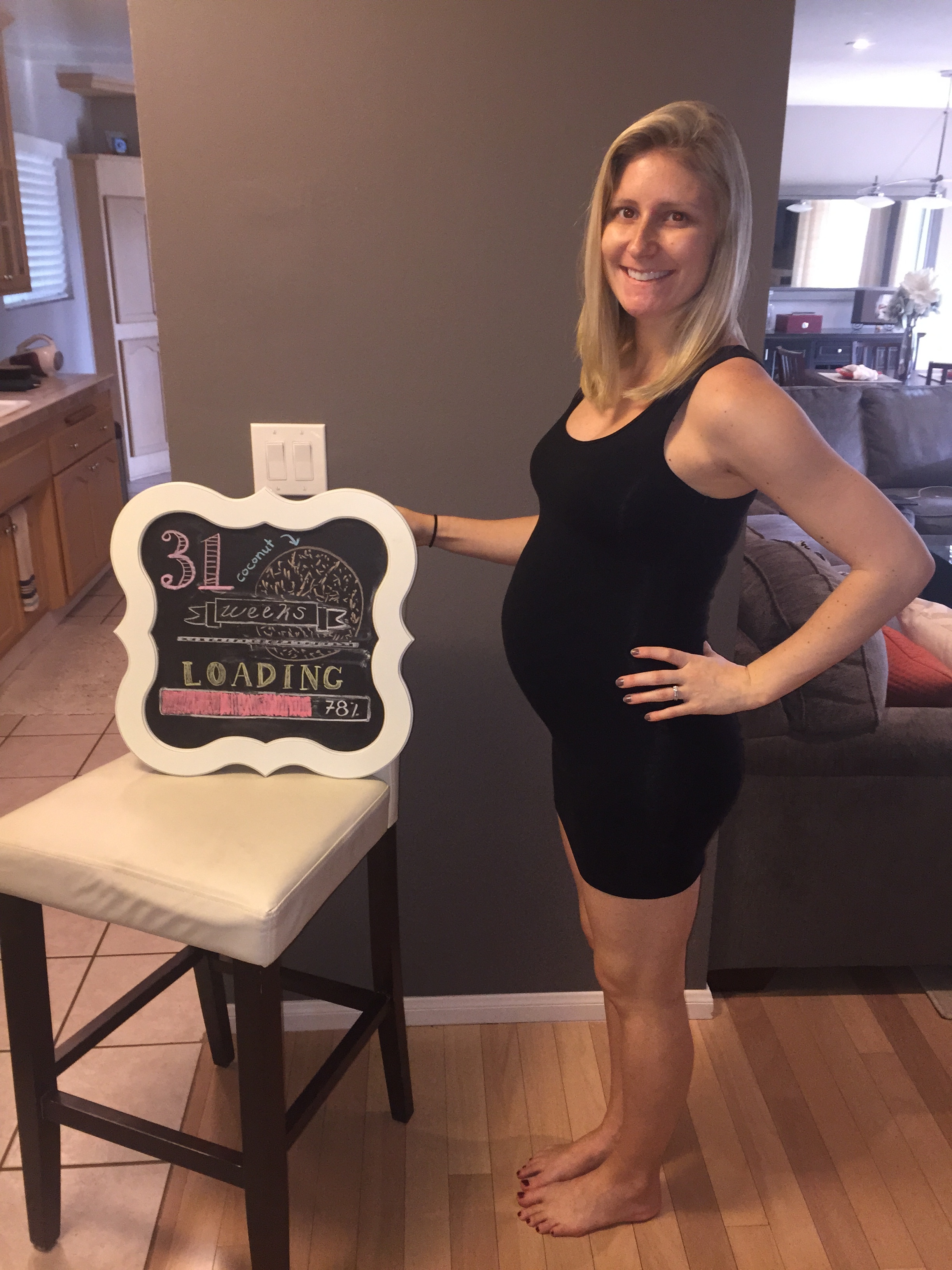 week 31 pregnancy belly pics