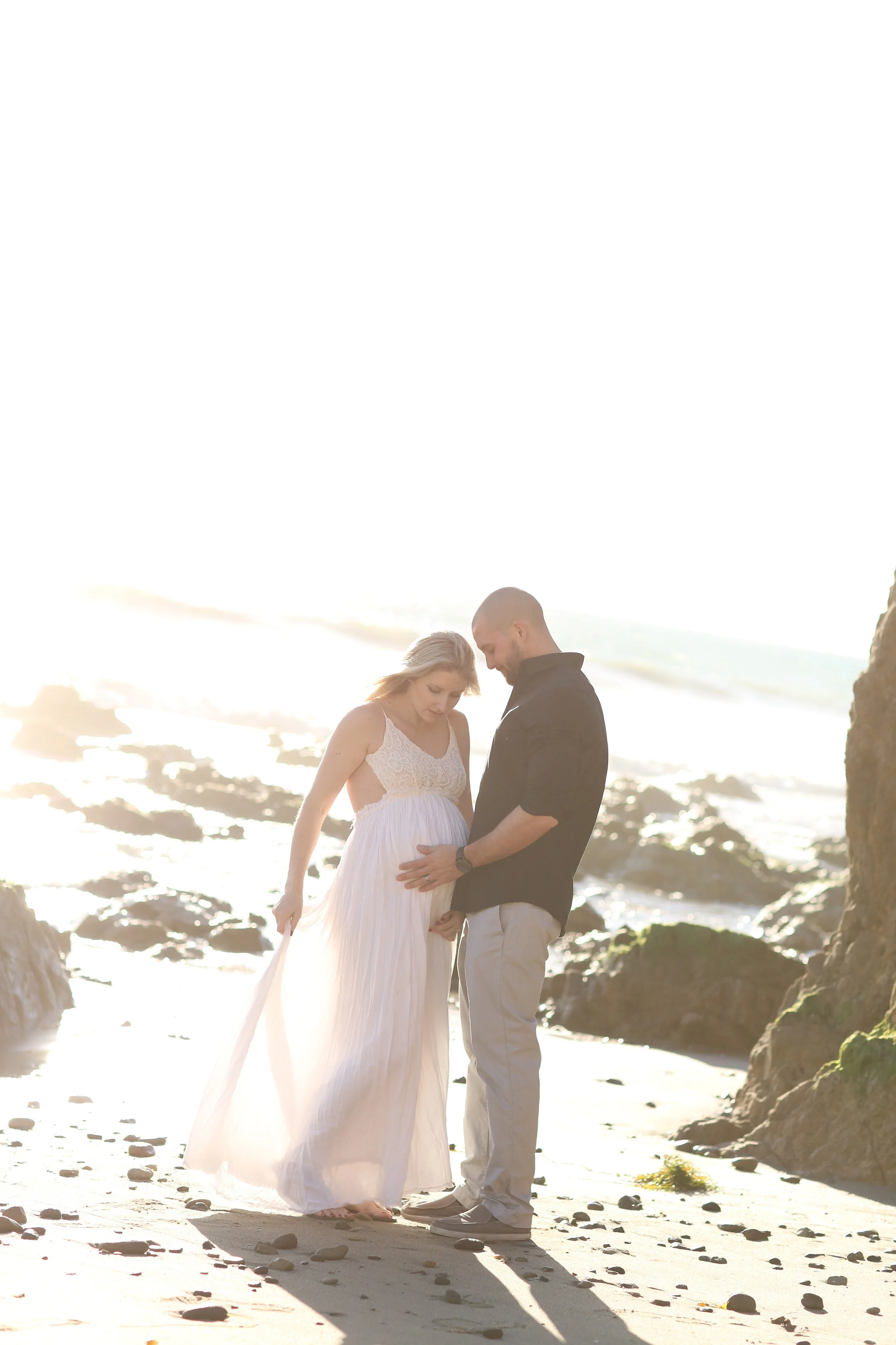 El Matador Beach Maternity Photos in Malibu, California -- Bleudog Fotography