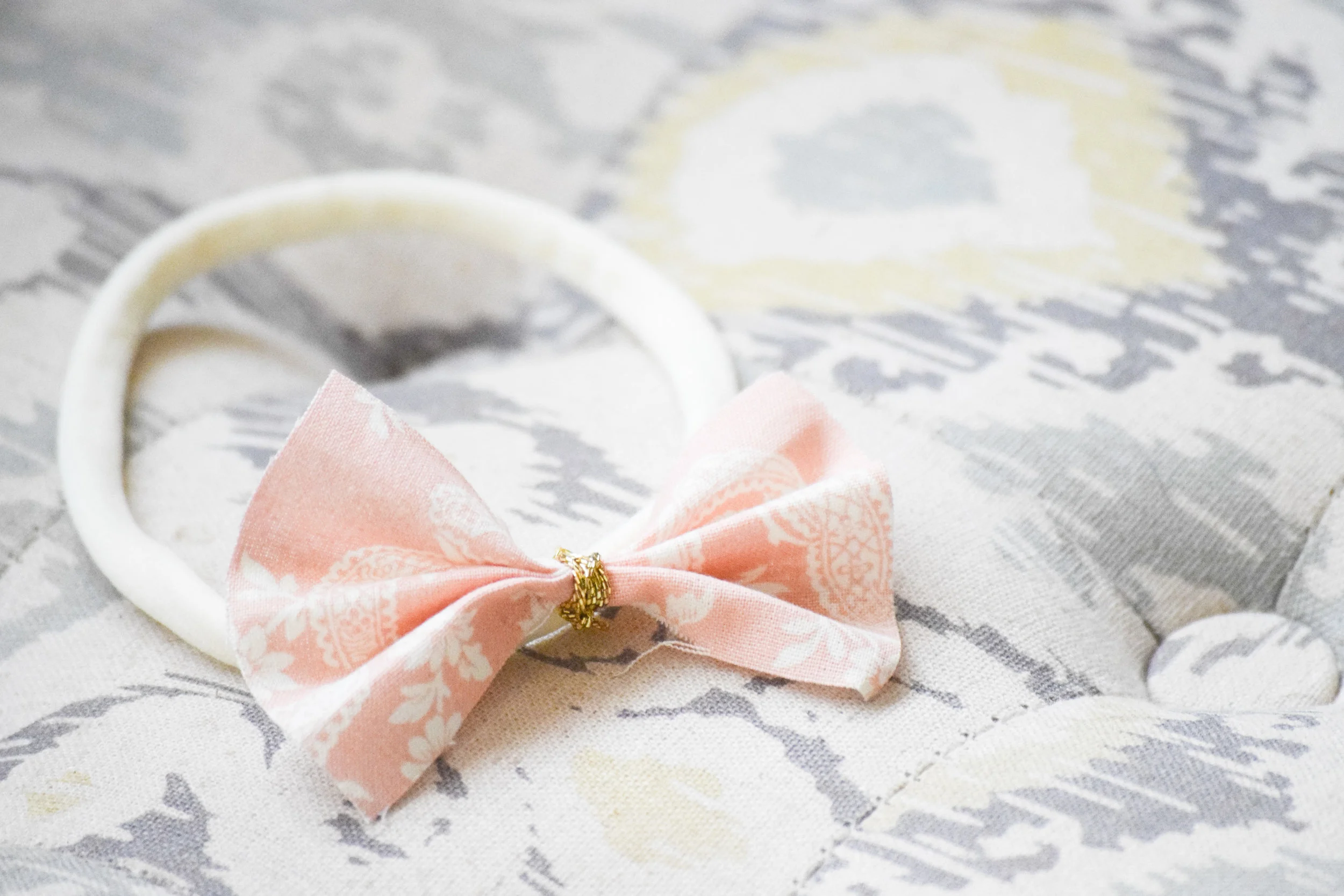Quick and Easy DIY BABY BOW TUTORIAL