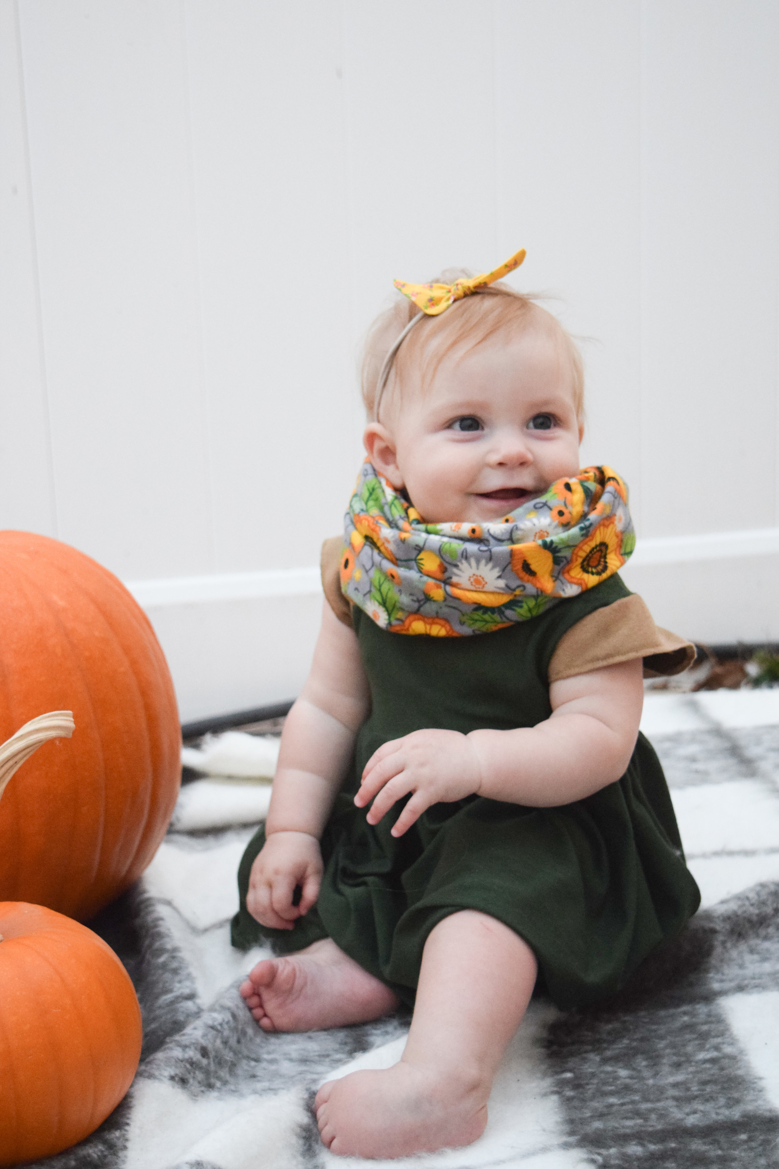 FALL BABY FASHION | Thanksgiving Baby Outfit — The Overwhelmed Mommy Blog