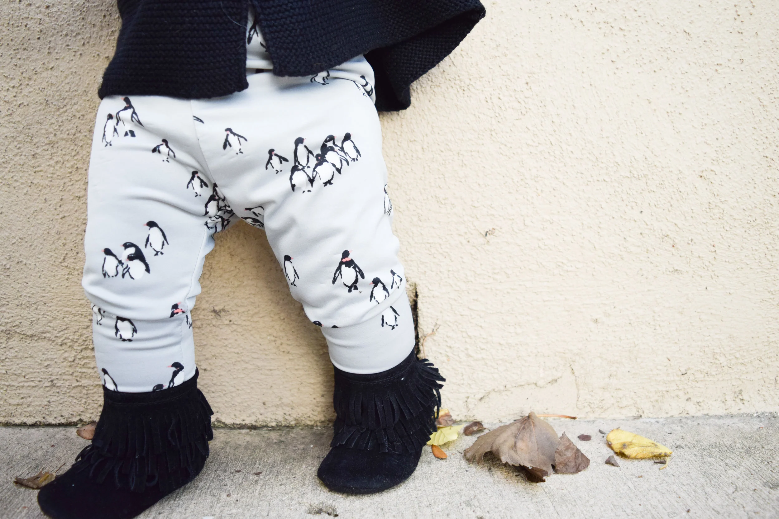 BABY FASHION | Kids Penguin Leggings - Cute Kids Winter Outfit