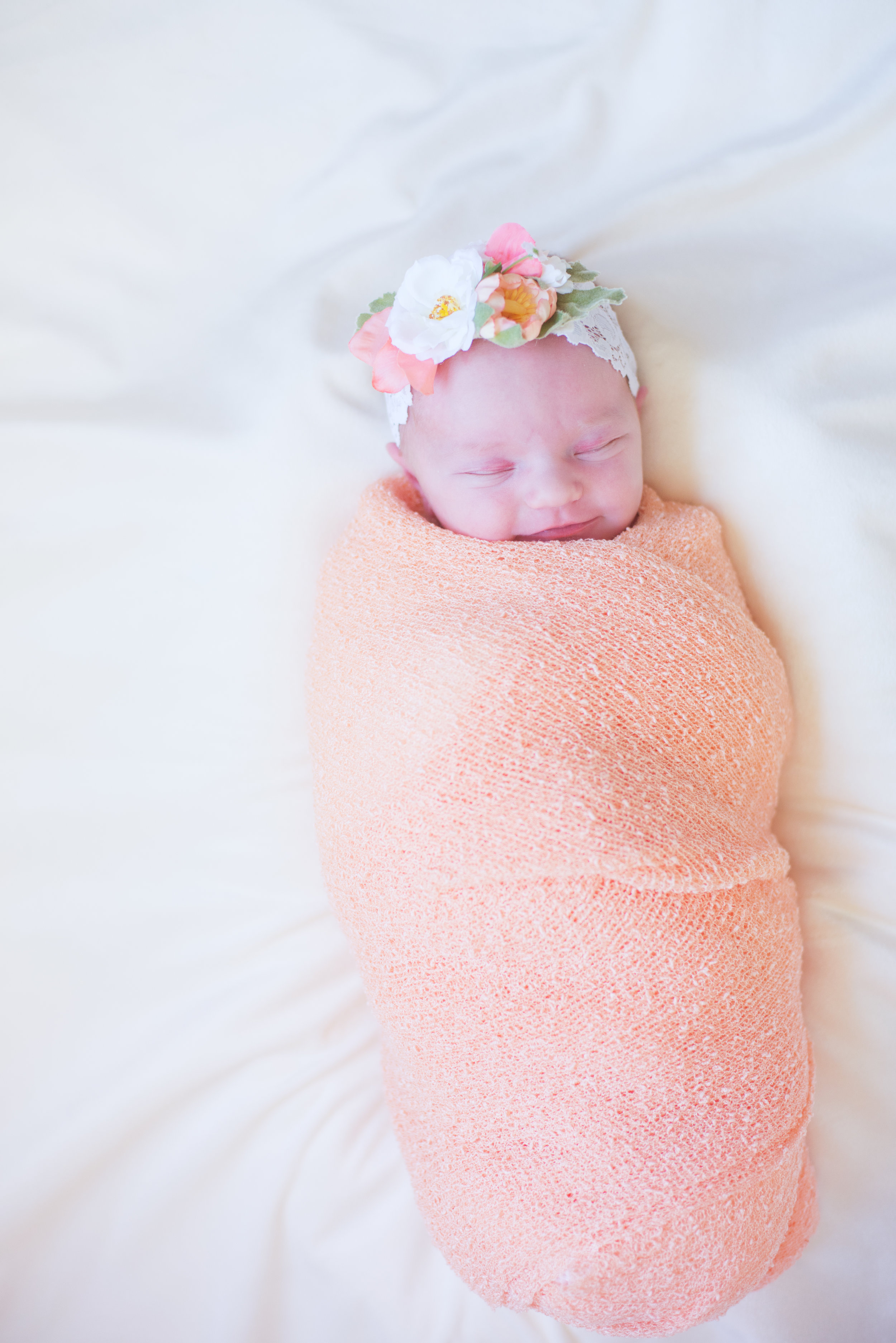 MATERNITY + NEWBORN PHOTOS | Oh The Places You'll Go! -- Hot Air Balloon Themed Maternity + Newborn Session