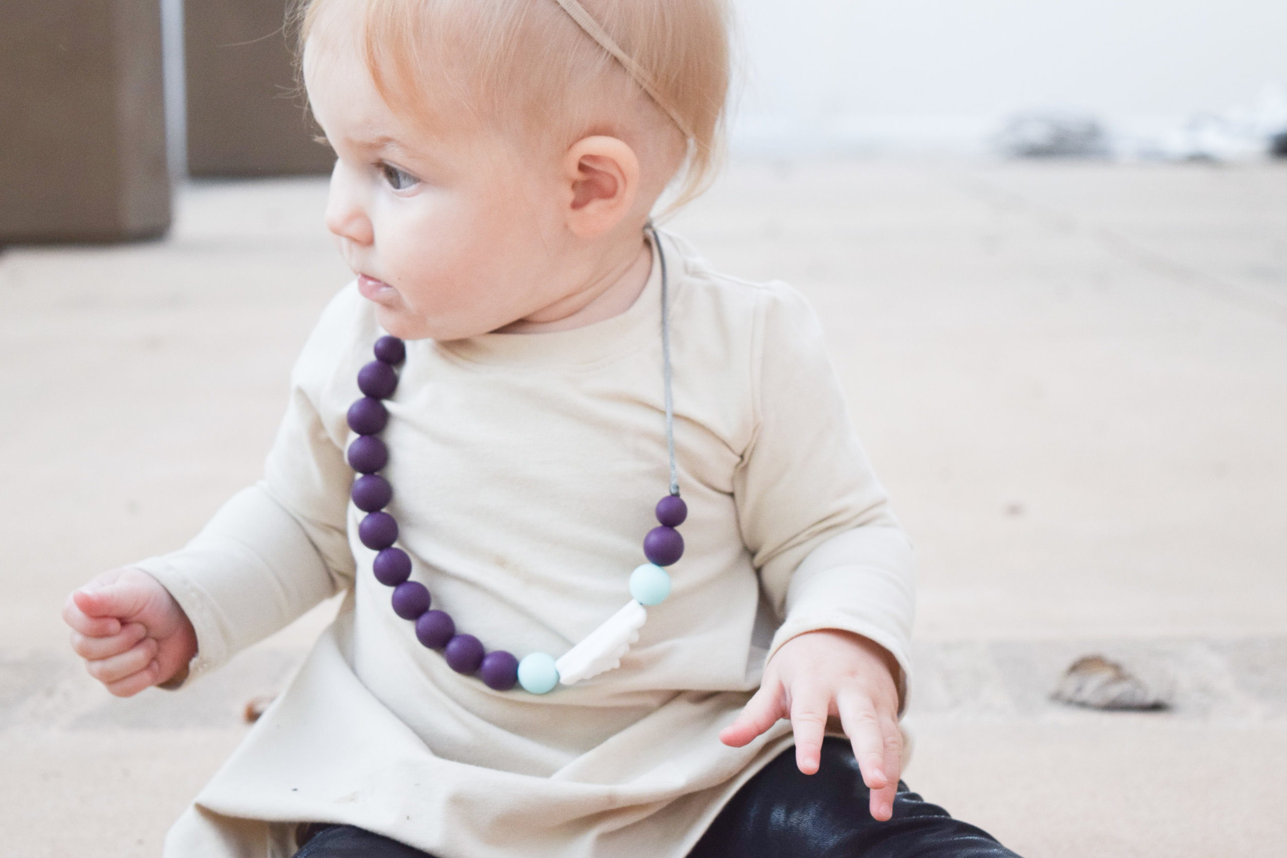 BABY FASHION | The Perfect Maroon, Tan + Grey Fall Baby Outfit