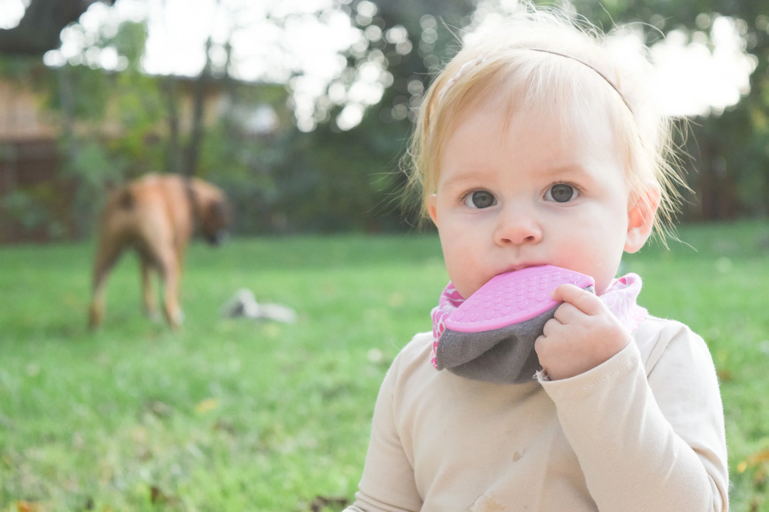 BABY FASHION | The Perfect Maroon, Tan + Grey Fall Baby Outfit
