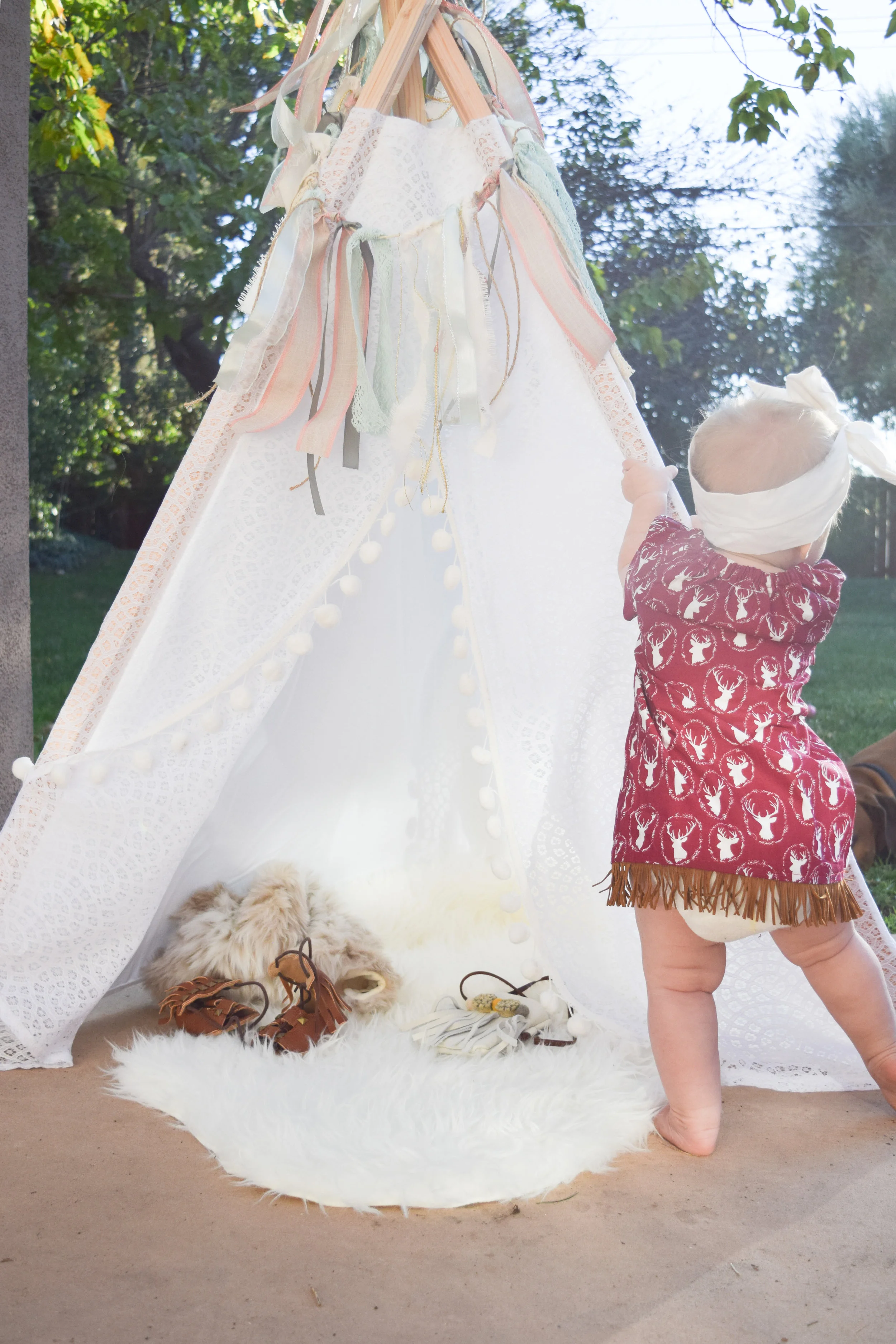 BABY FASHION | Maroon Holiday Reindeer Kids Fringe Dress and Kids Room Teepee