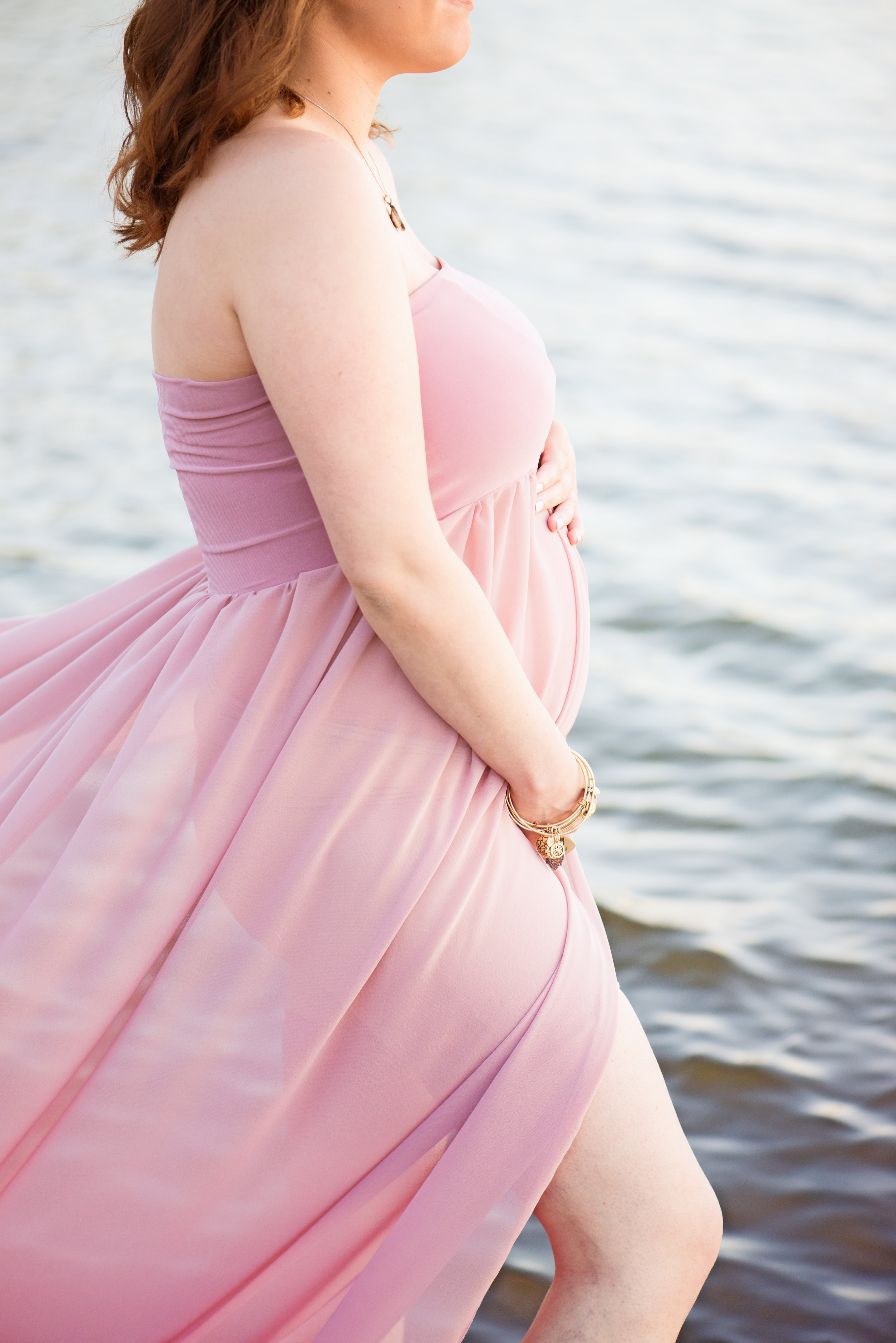 MATERNITY + NEWBORN PHOTOS | A Dreamy Boho Pink + Grey Maternity and Newborn Photos