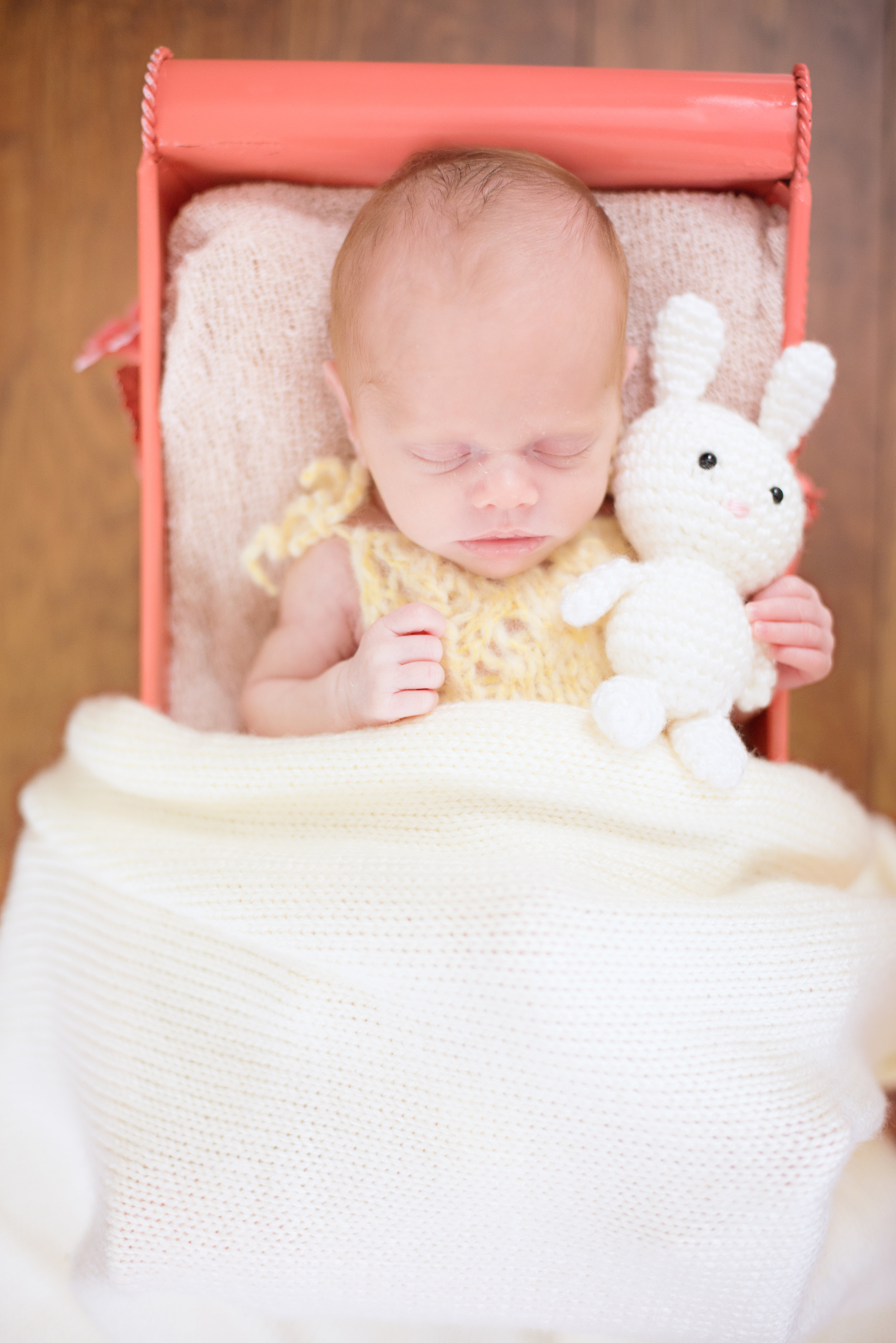 MATERNITY + NEWBORN PHOTOS | A Dreamy Boho Pink + Grey Maternity and Newborn Photos