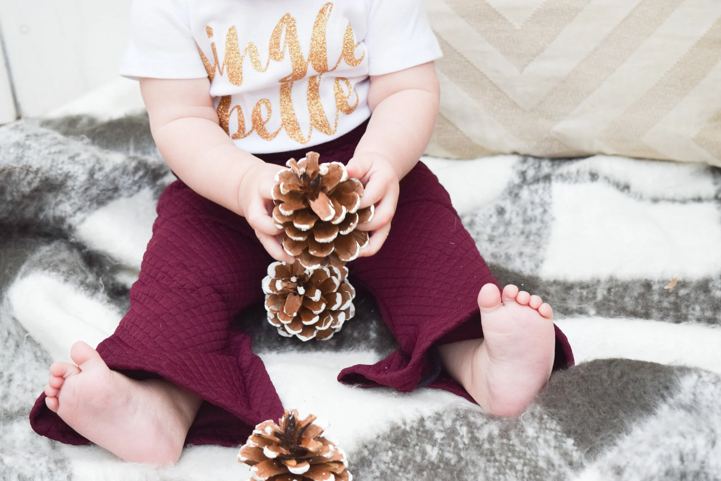 KIDS FASHION | Baby Holiday Onesie -- Jingle Belle