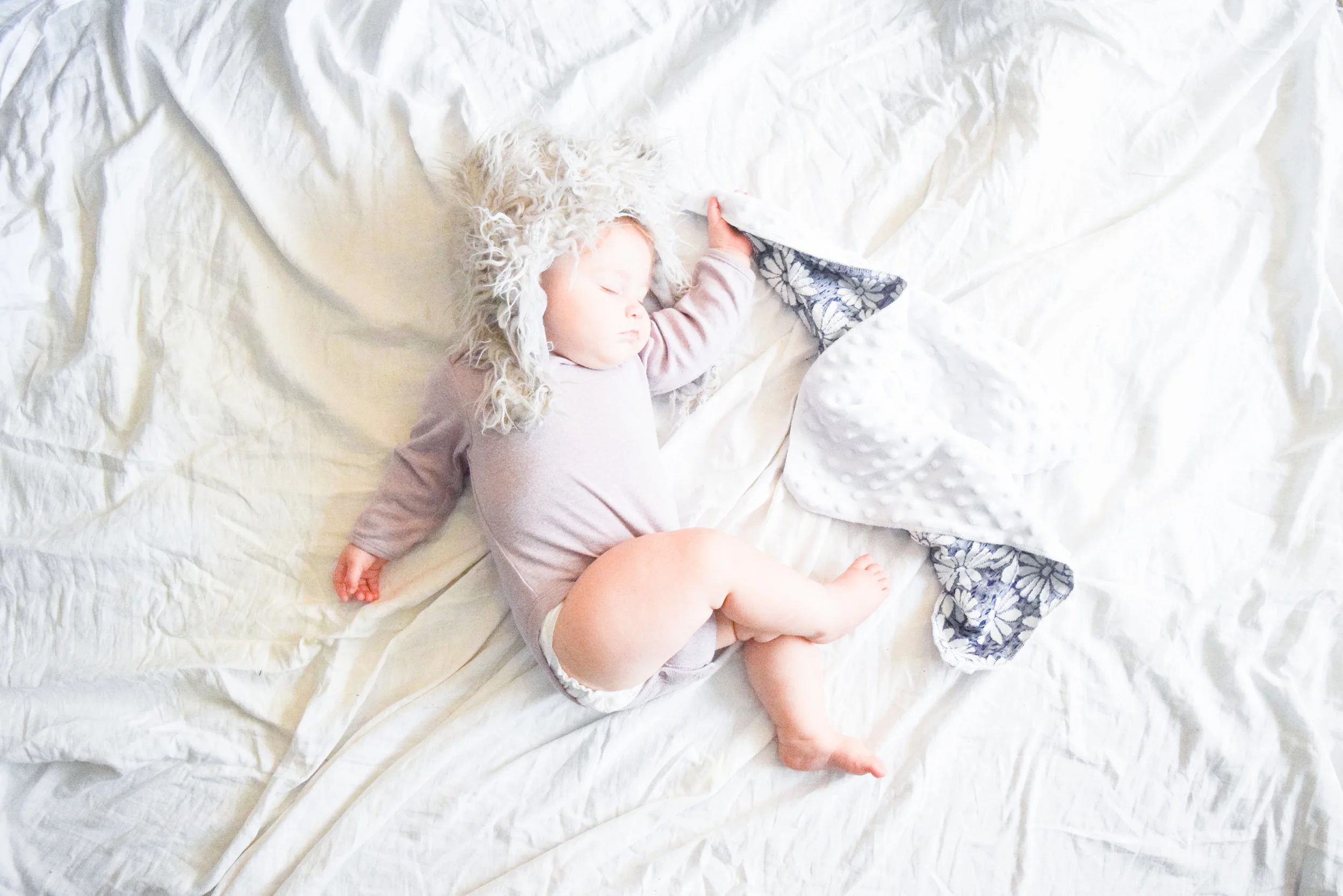 How do I get my baby to sleep through the night - What is dream feeding - Sleep Regression