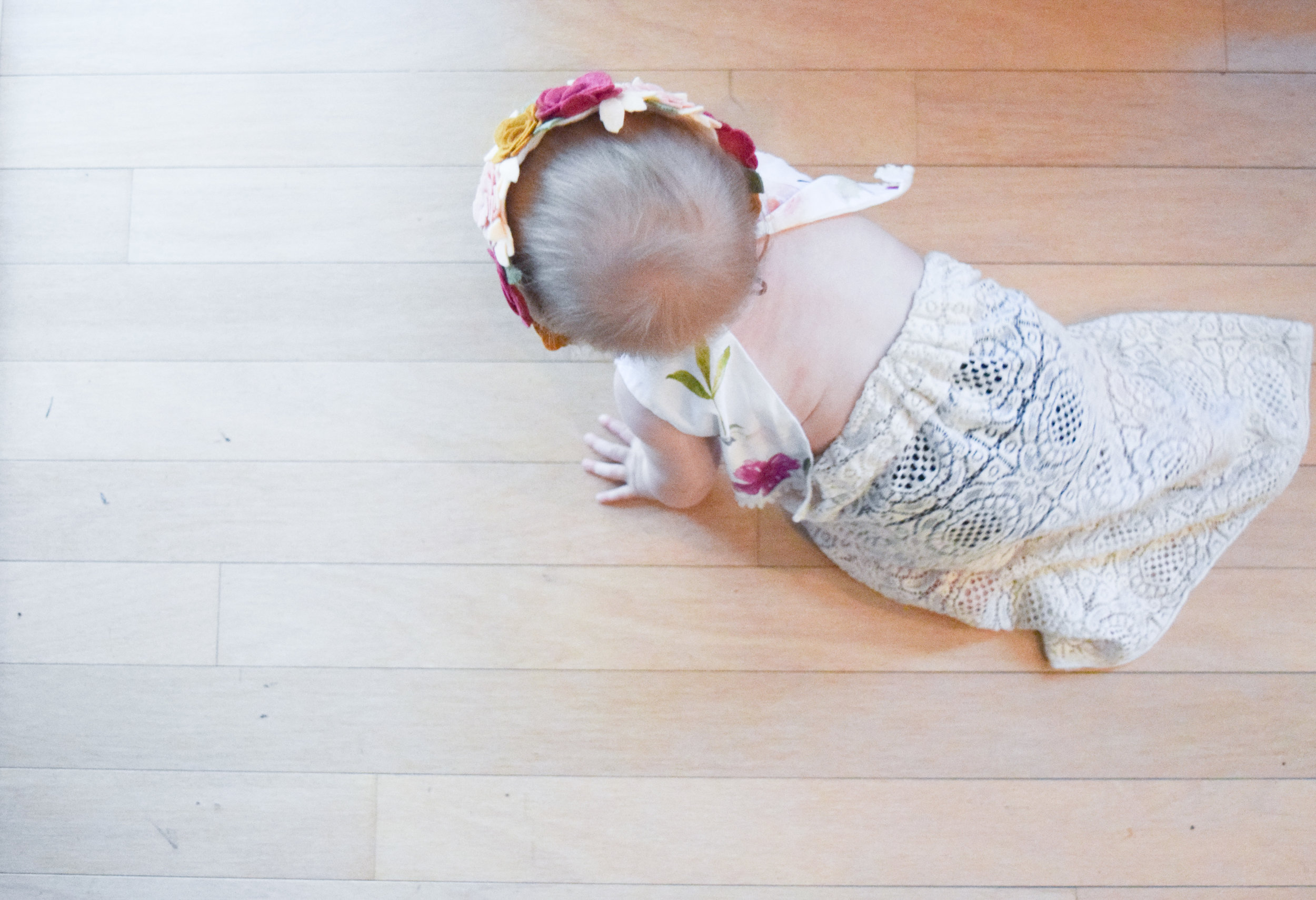 BABY FASHION - Boho Baby Outfit - Lace Baby Skirt, Floral Baby Crop Top, Baby Flower Crown