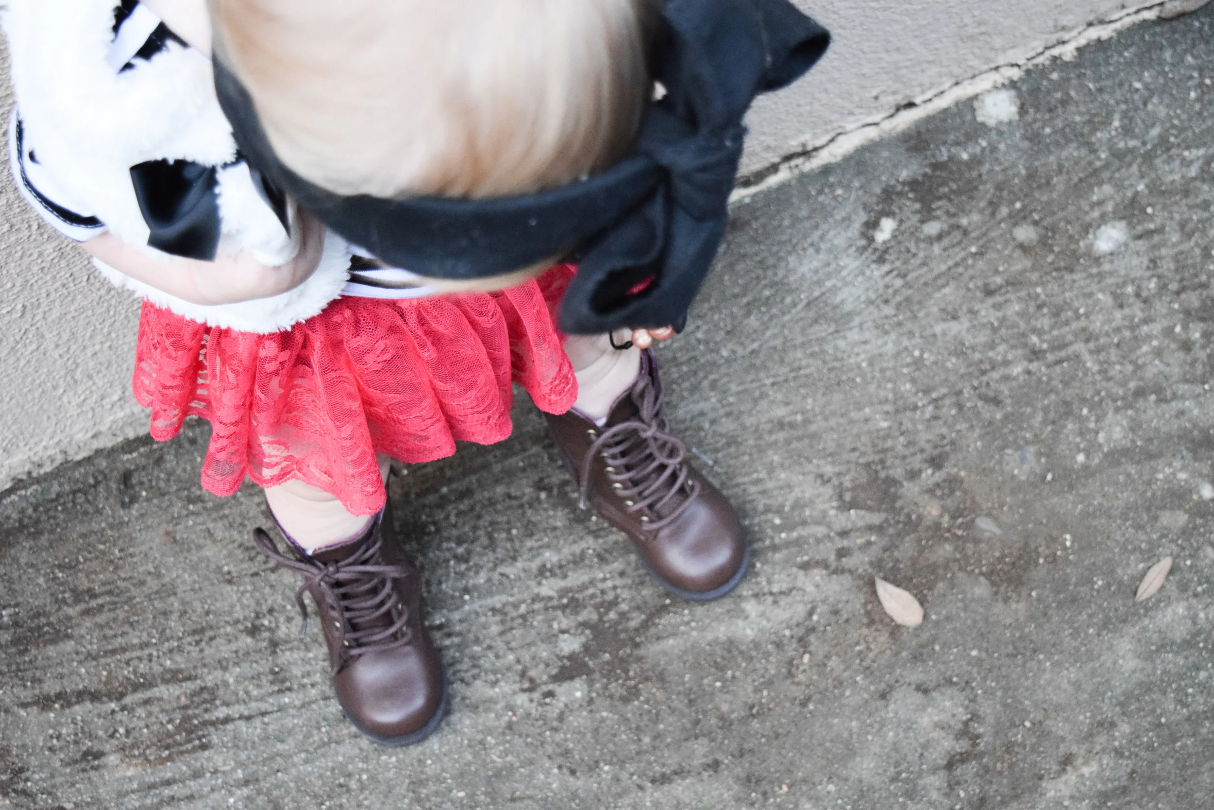 Hip Urban Baby Fashion - Red Lace Valentine's Day Baby Bloomers