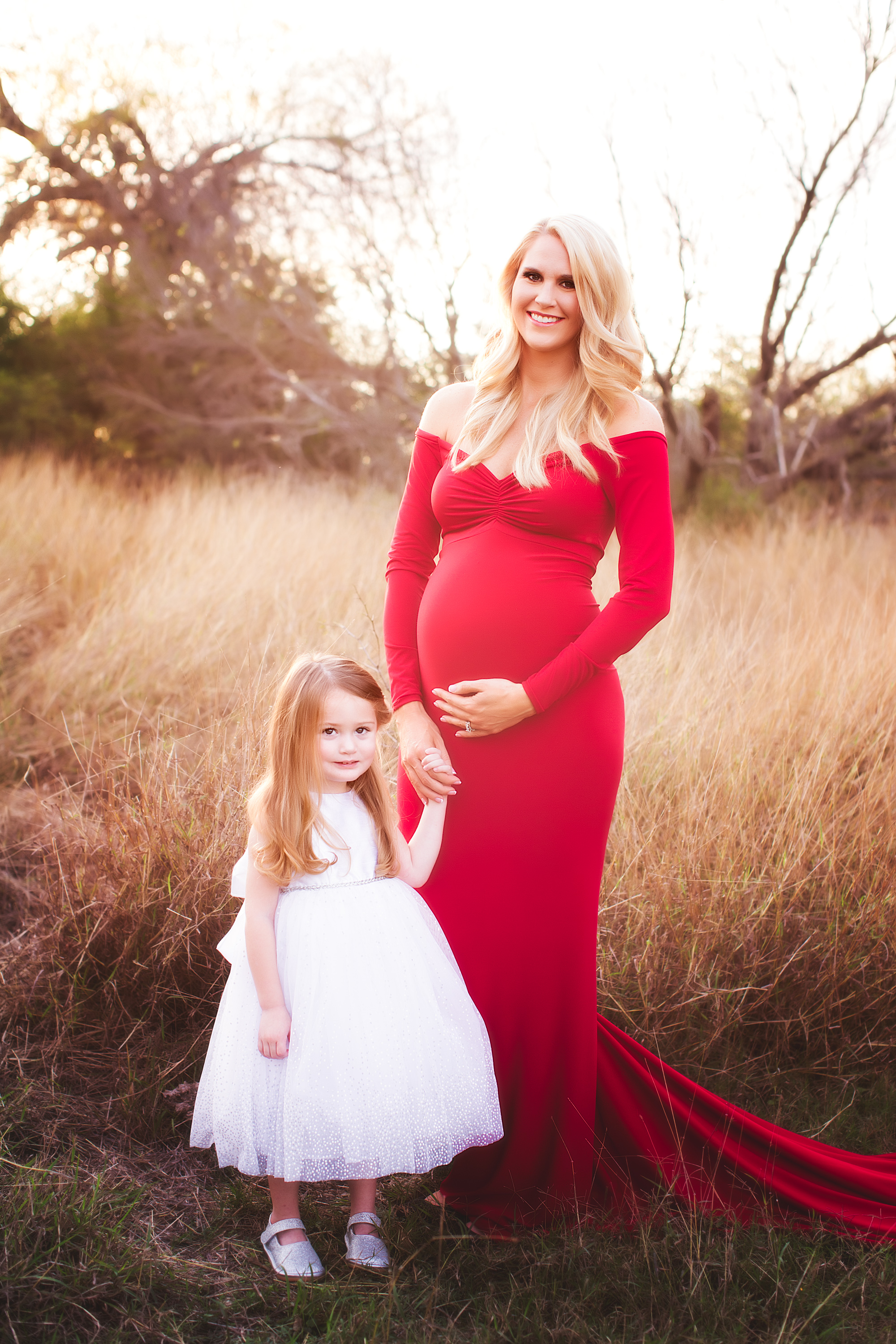 MATERNITY PHOTOS | South Texas Family Maternity Photos - Southern Sisters Photography