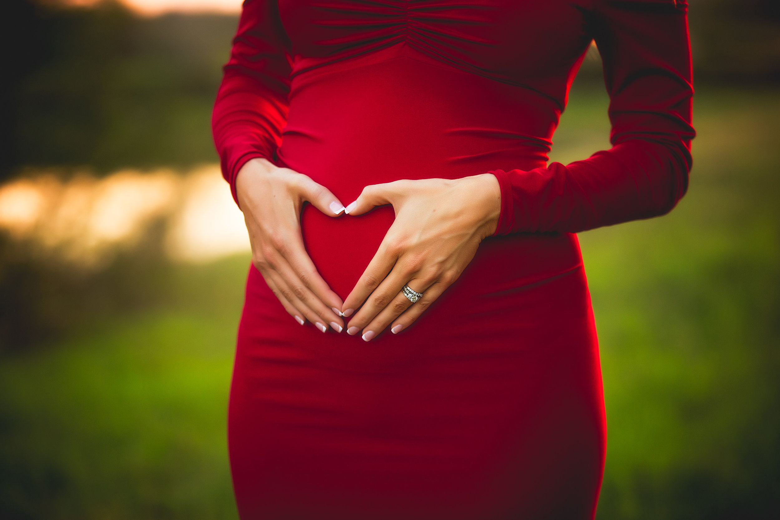 MATERNITY PHOTOS | South Texas Family Maternity Photos - Southern Sisters Photography