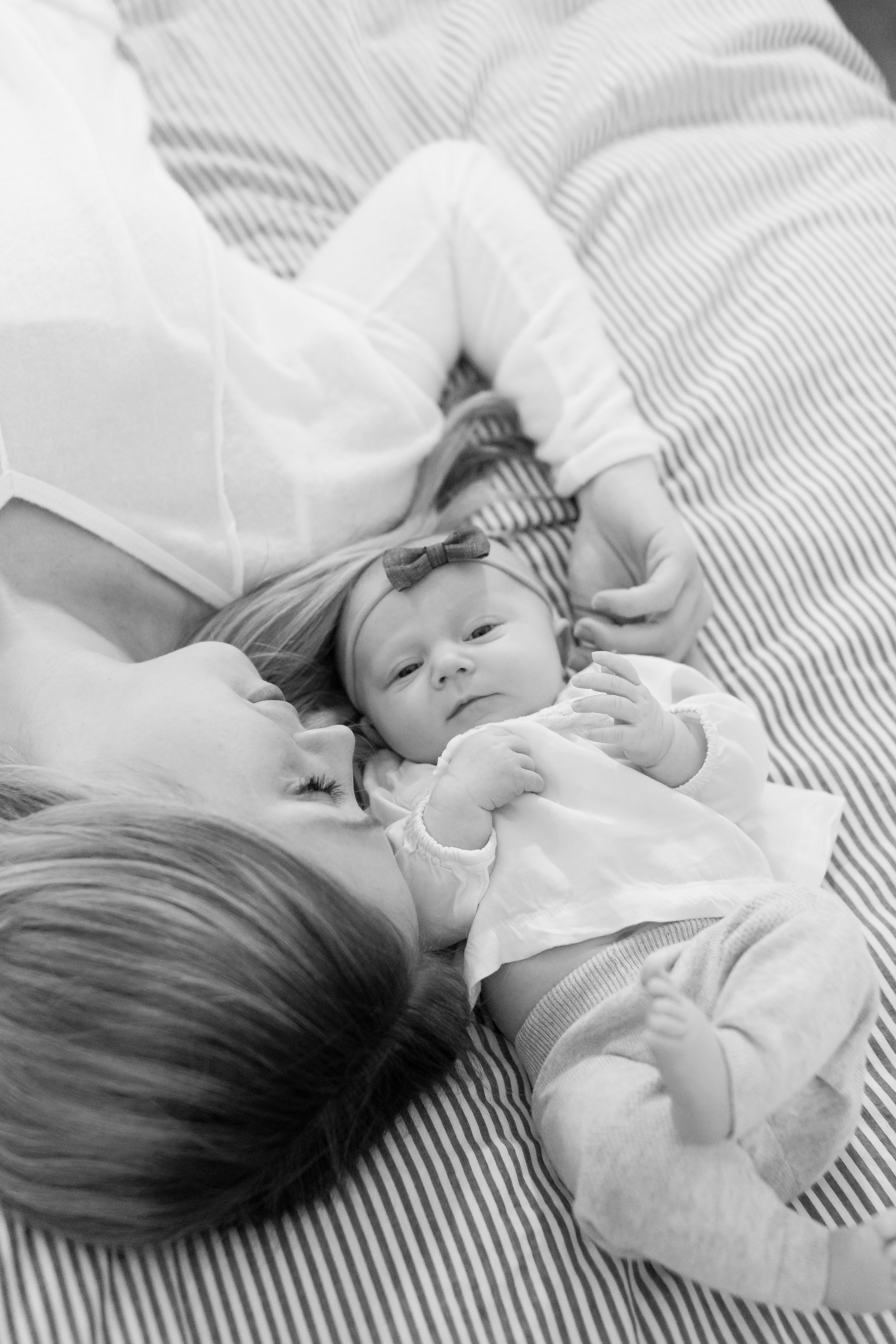 Minimalist Nursery Inspiration + Newborn Baby Girl Photos -- Lauren Alisse Photography