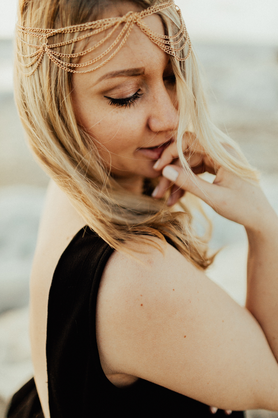 Southern California Beach Maternity Photos - Elle Lily Photography