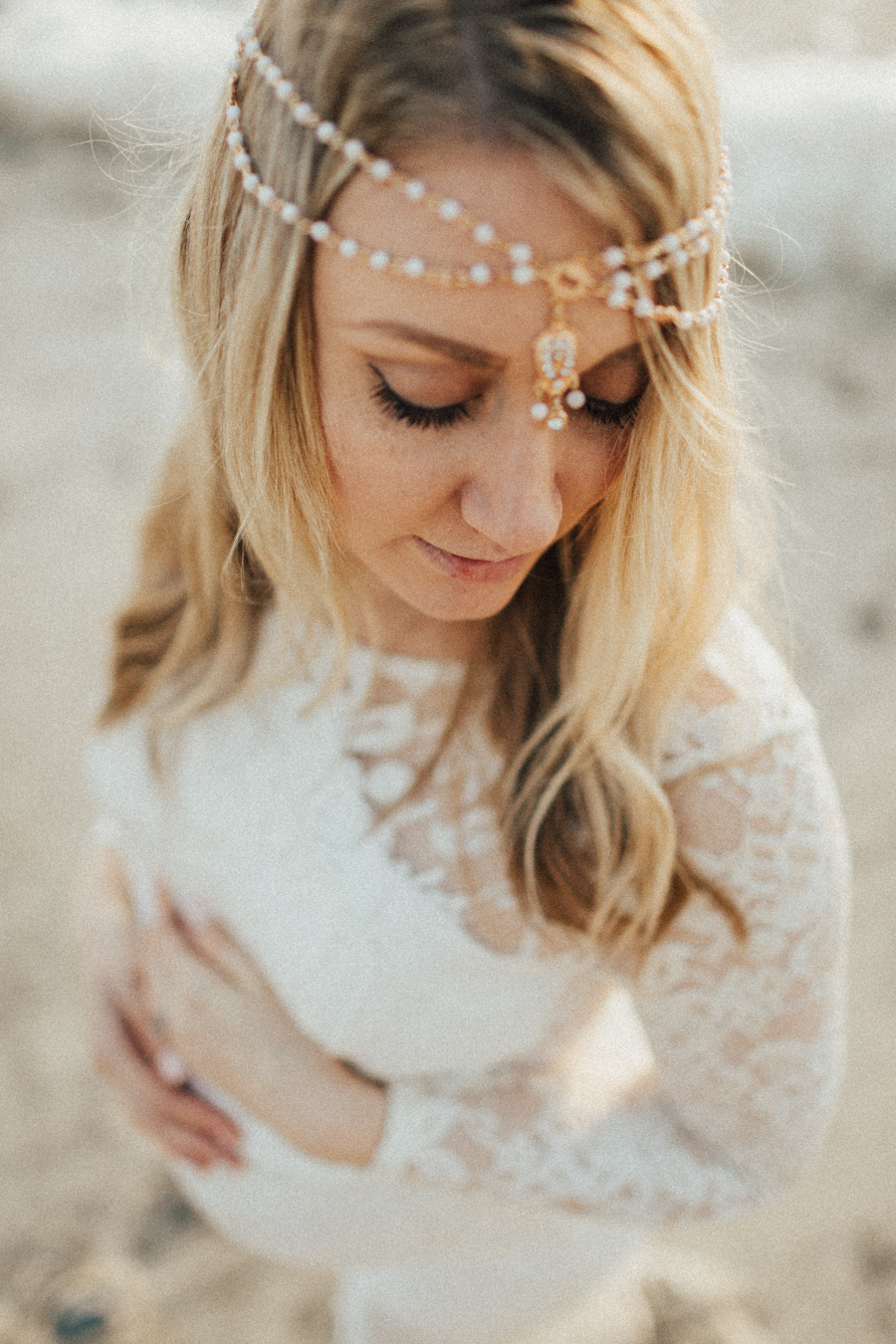Southern California Beach Maternity Photos - Elle Lily Photography