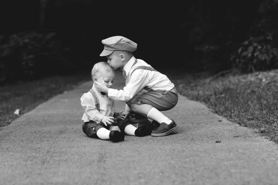 Huck Finn Styled Kids Photos Jenn Hallak huck-finn-styled-kids-photos-jenn-hallak
