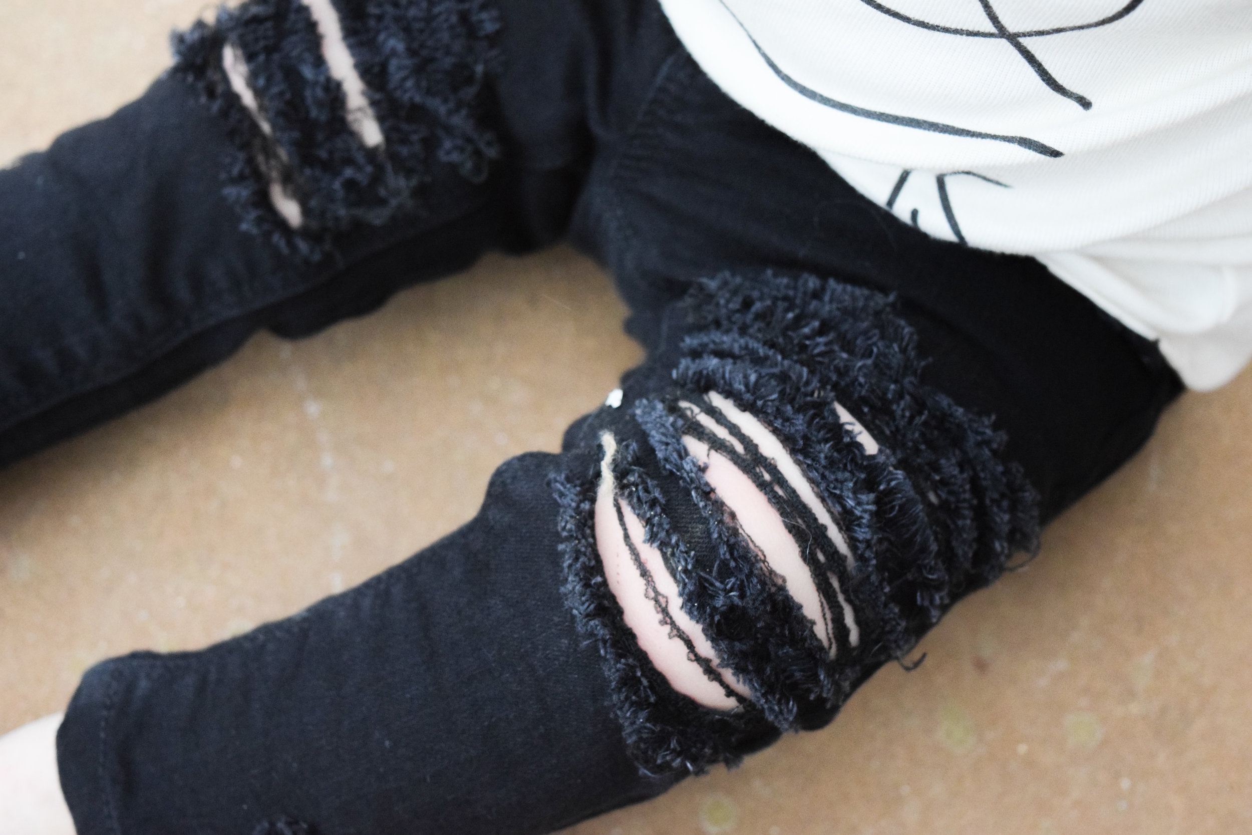 BABY FASHION | Unisex Baby Shirt, Baby Ripped Black Jeans, Baby Converse, Floral Baby Trucker Hat