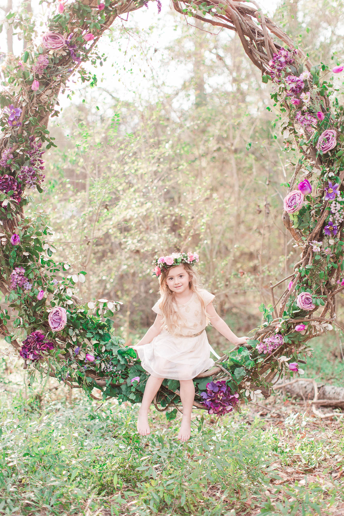 A Hidden Forest Spring Family Session - Rachel Strickland Photography