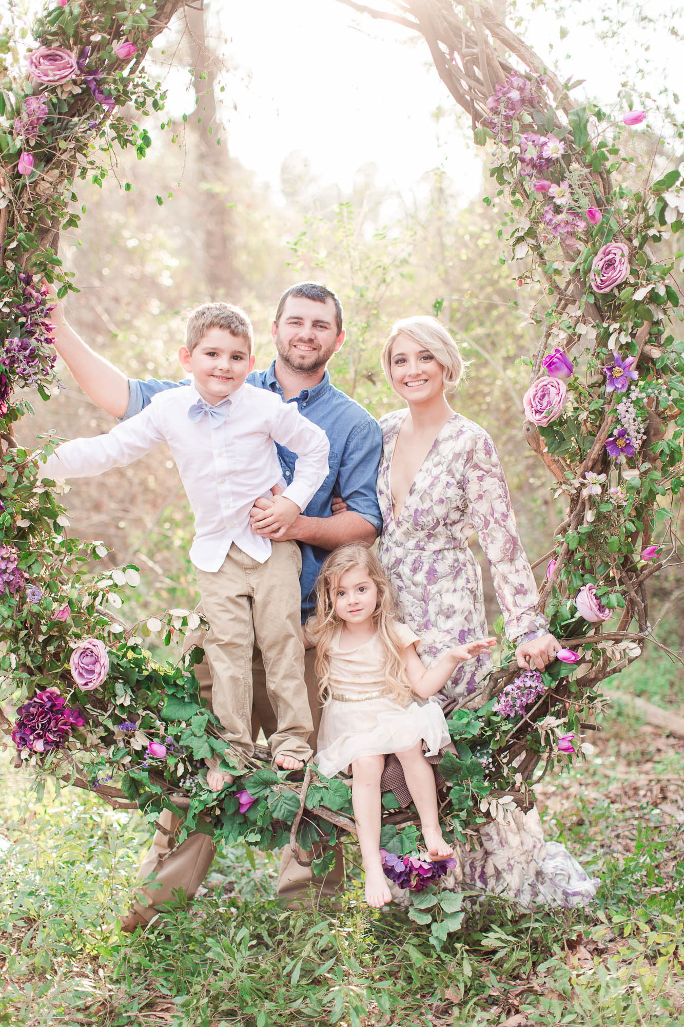 A Hidden Forest Spring Family Session - Rachel Strickland Photography