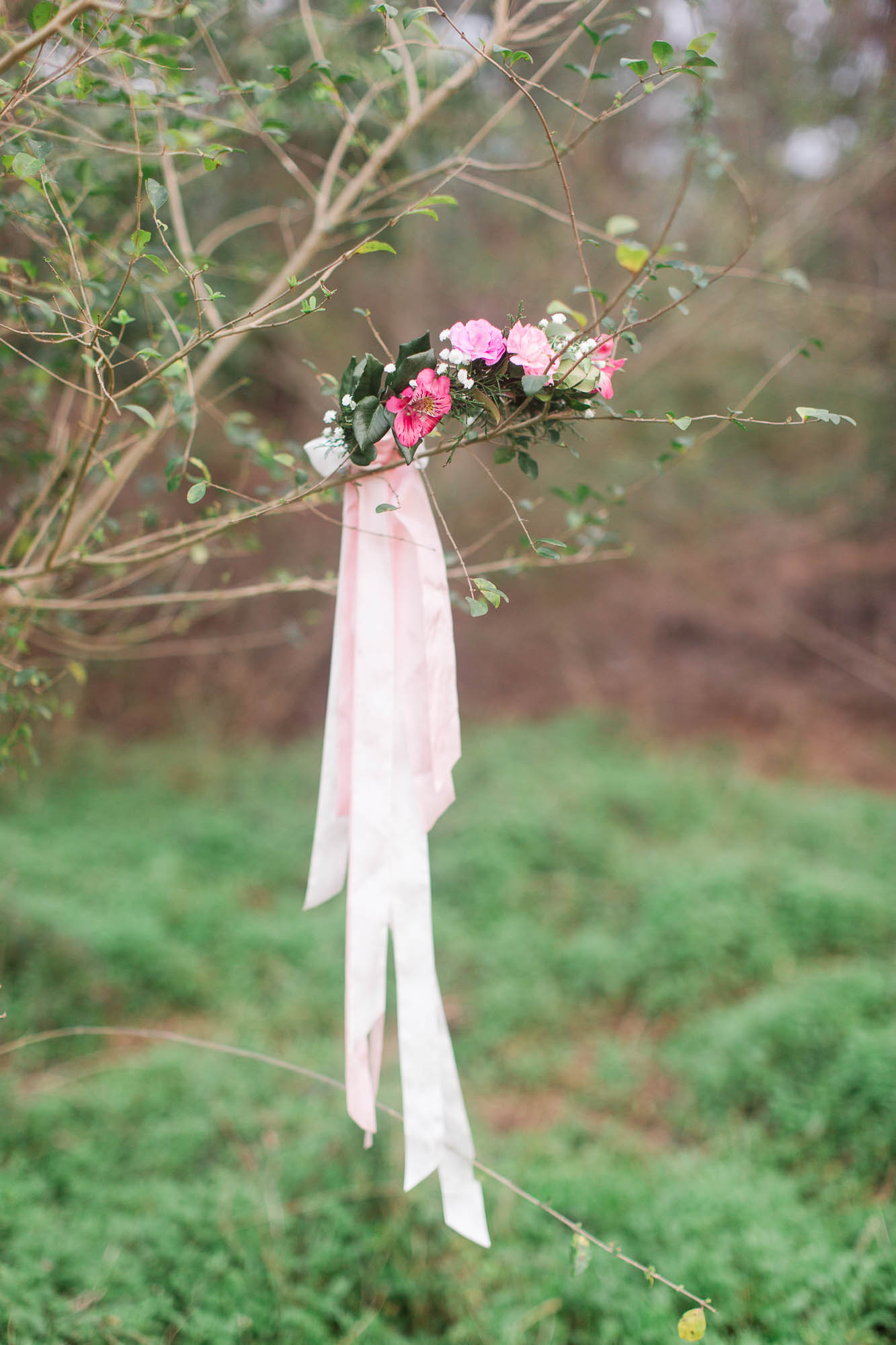 A Hidden Forest Spring Family Session - Rachel Strickland Photography