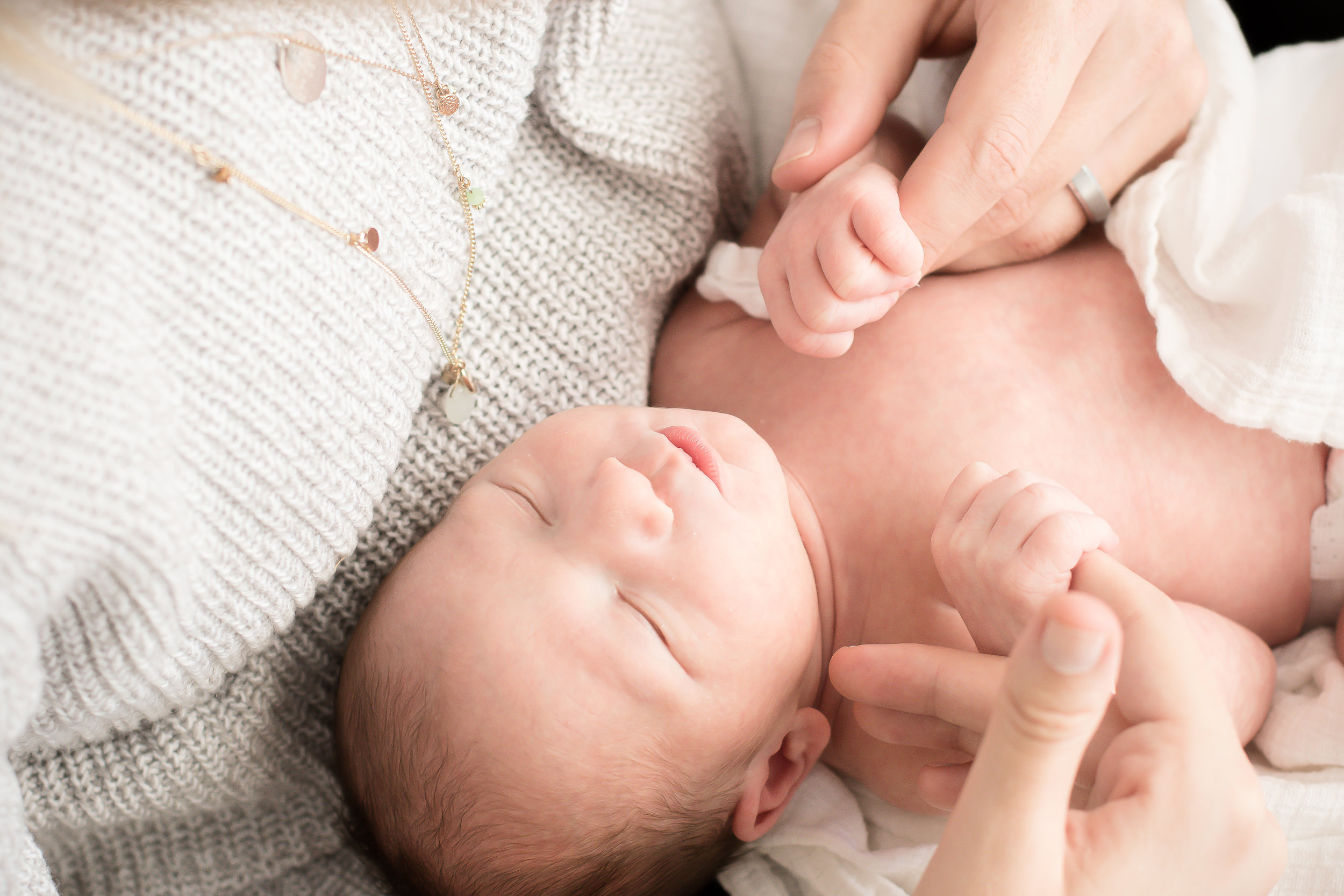 Natural Light Newborn Studio Photos - Karen Stone Photography