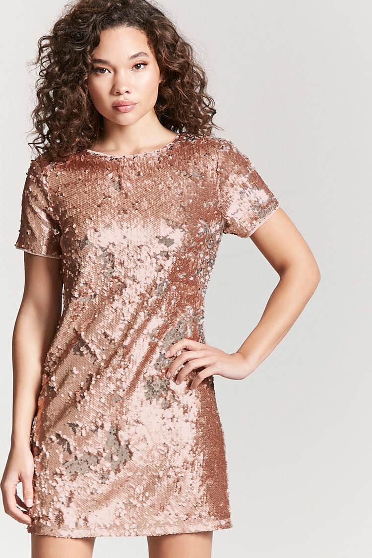 Inexpensive New Years Eve Dresses Under 50 - Sequin New Years Dress - Mommy Blogger-Vlogger - The Overwhelmed Mommy
